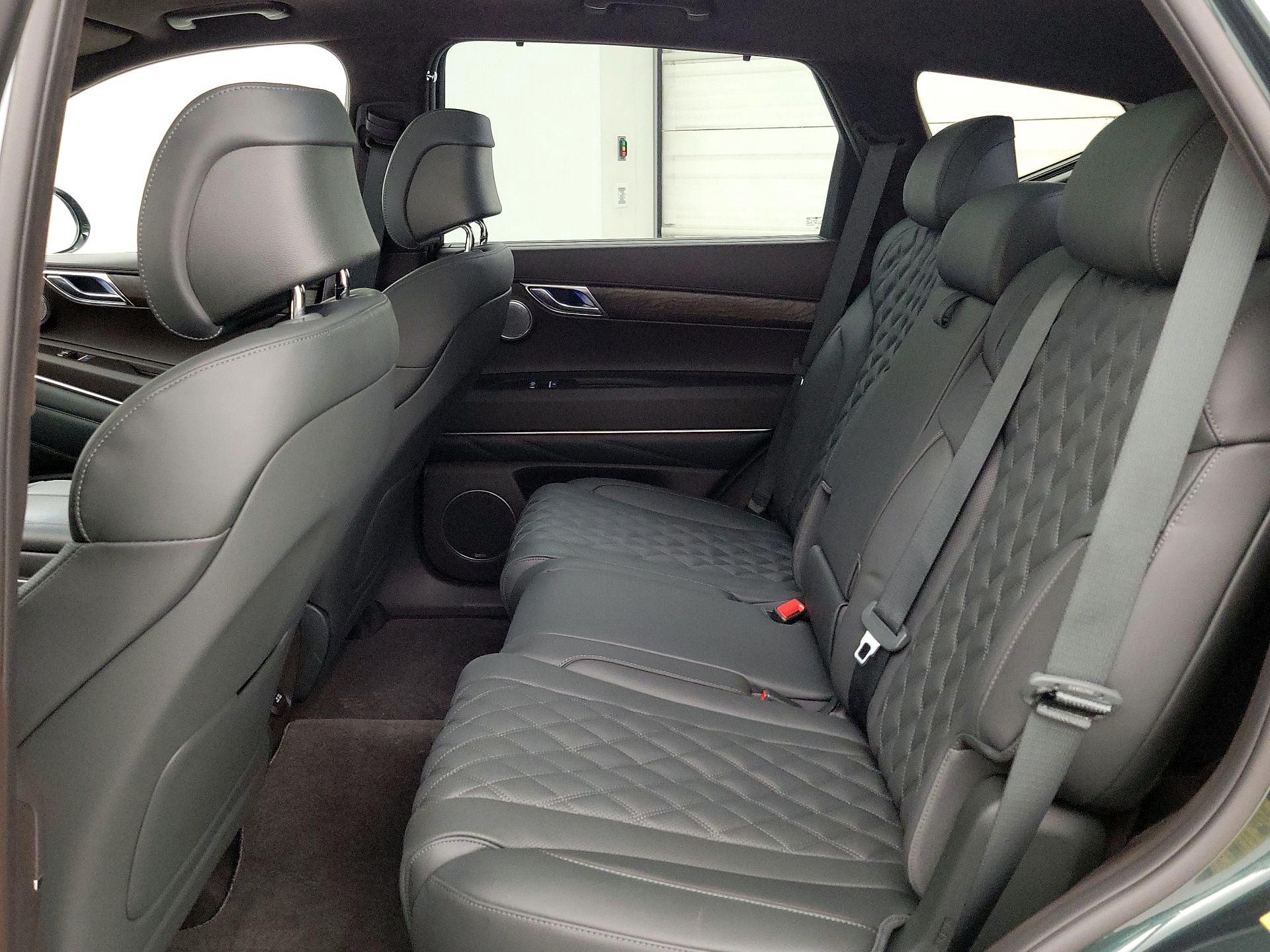 Thumbnail: 2023 Genesis GV80 - 20