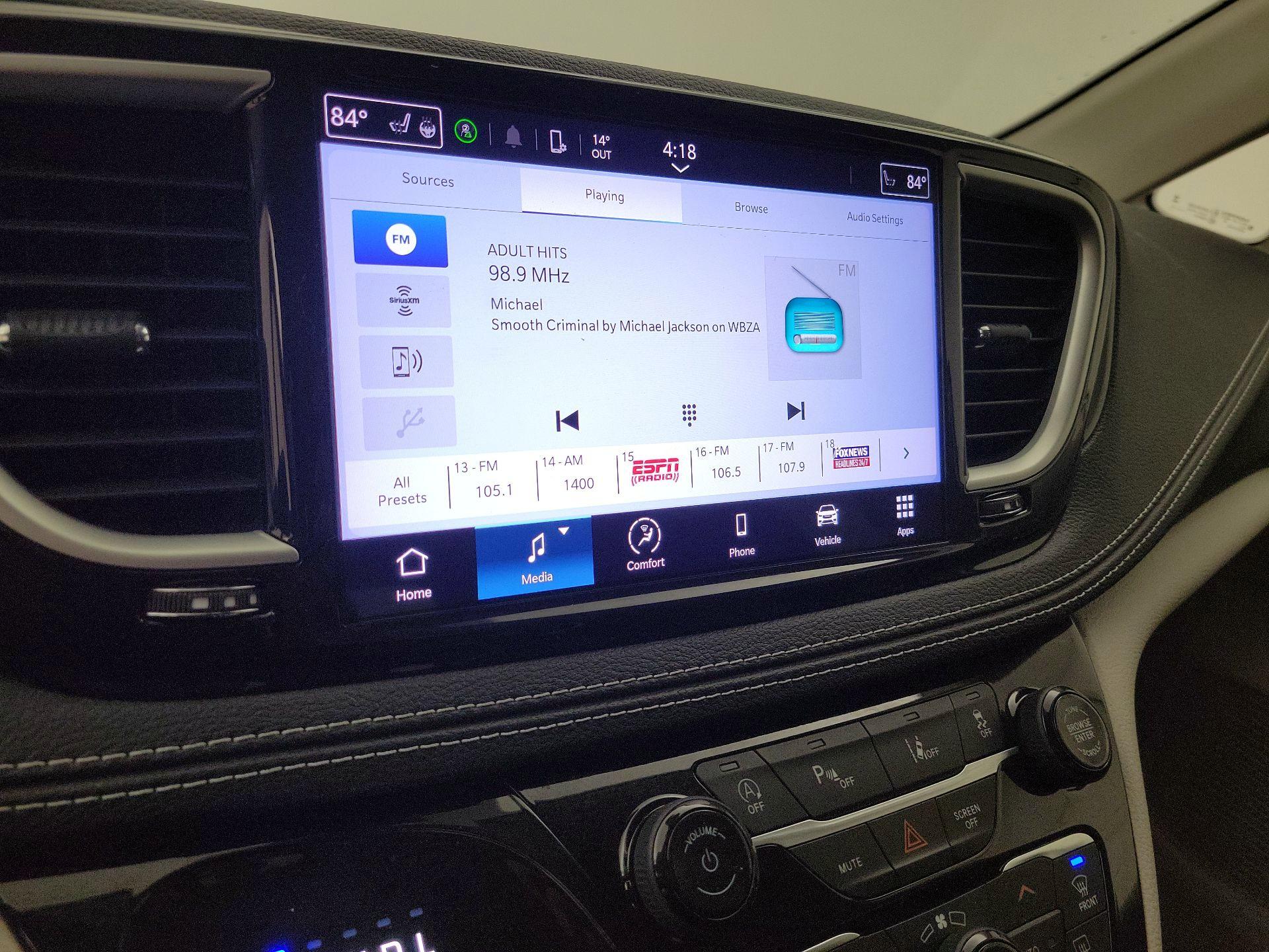 Thumbnail: 2023 Chrysler Pacifica - 15