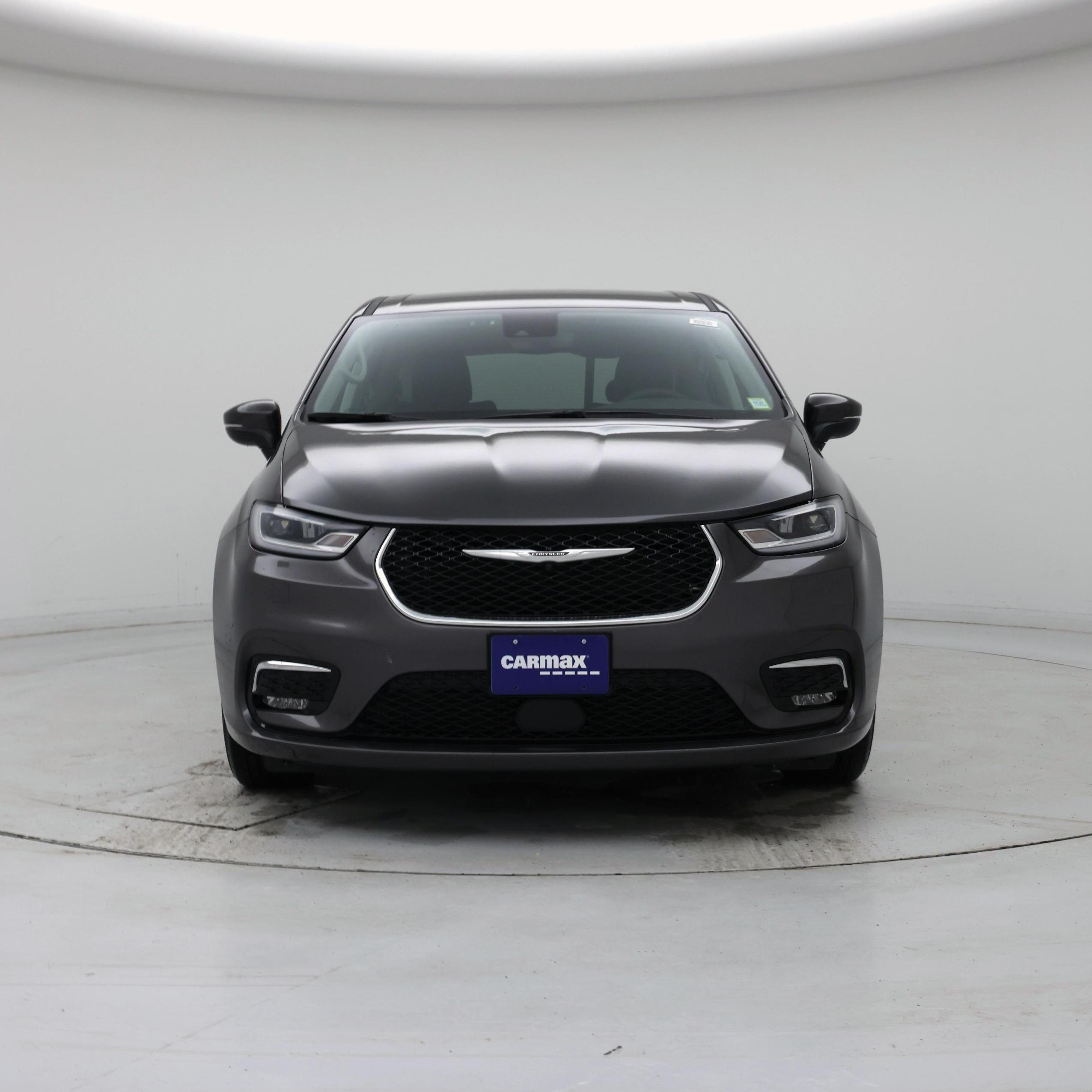 Thumbnail: 2023 Chrysler Pacifica - 5