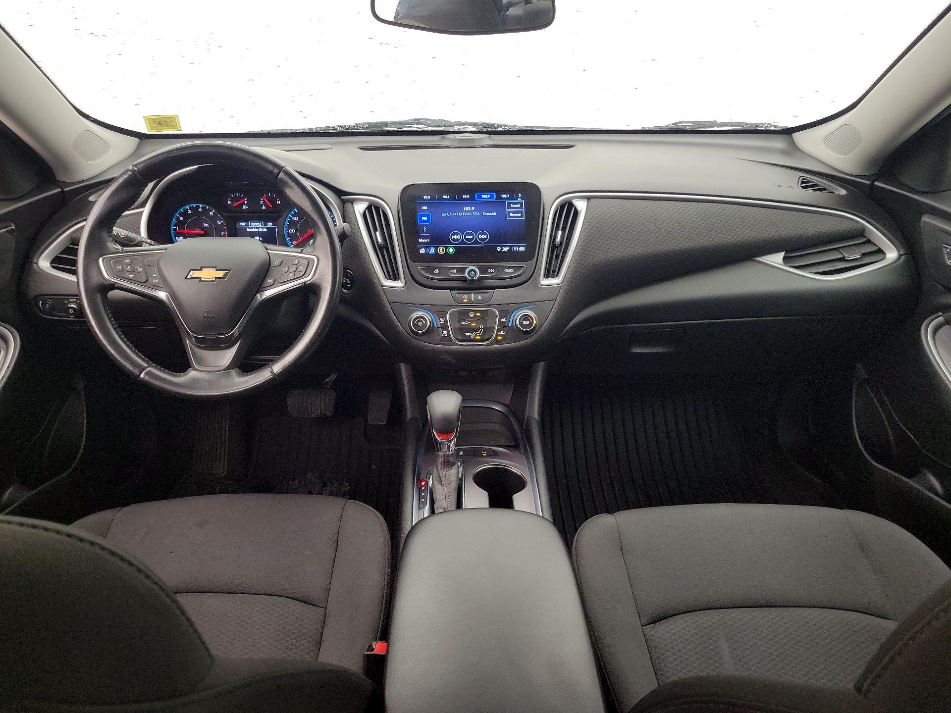 Thumbnail: 2021 Chevrolet Malibu - 9