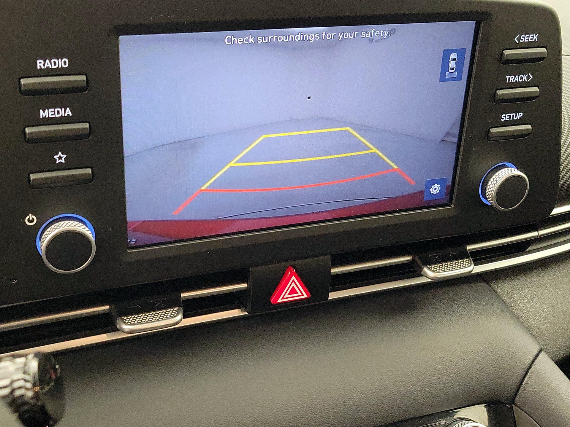 Thumbnail: 2022 Hyundai Elantra - 14