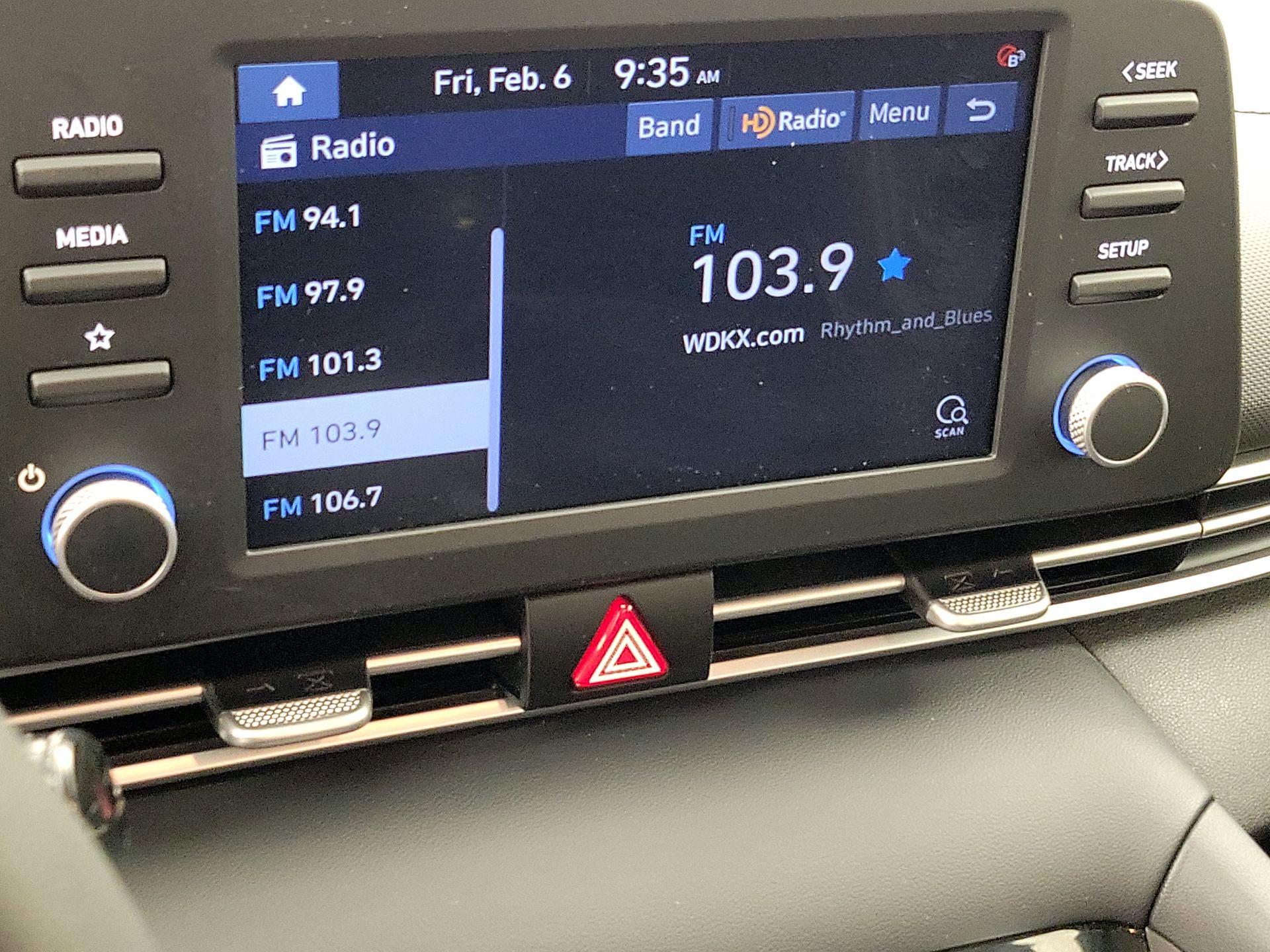 Thumbnail: 2022 Hyundai Elantra - 15