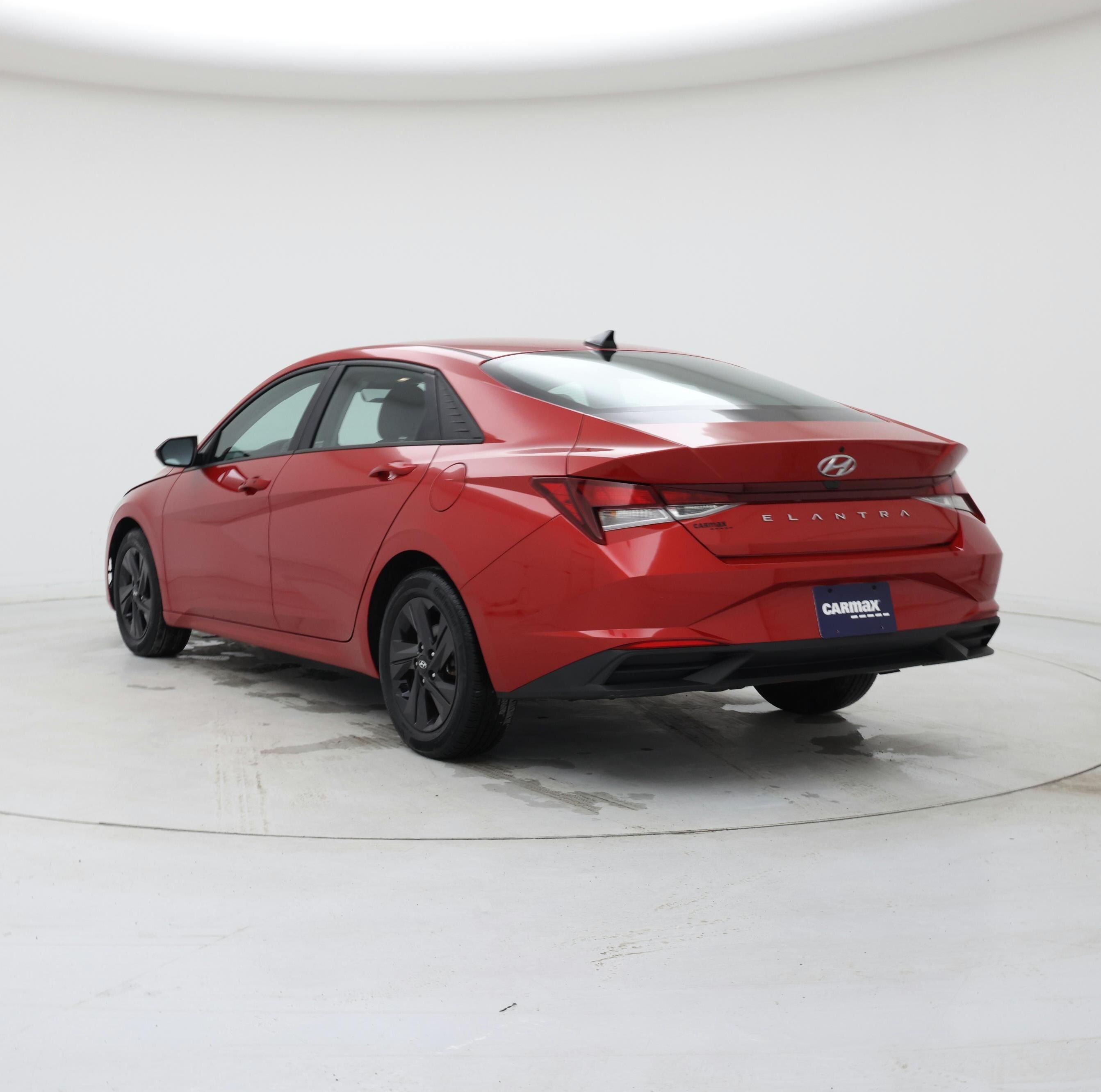 Thumbnail: 2022 Hyundai Elantra - 2