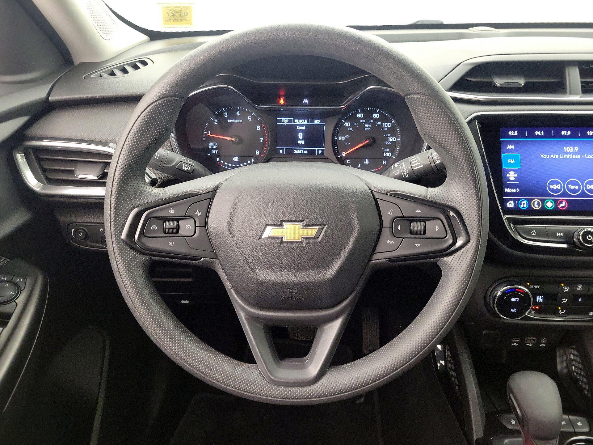 Thumbnail: 2023 Chevrolet TrailBlazer - 10