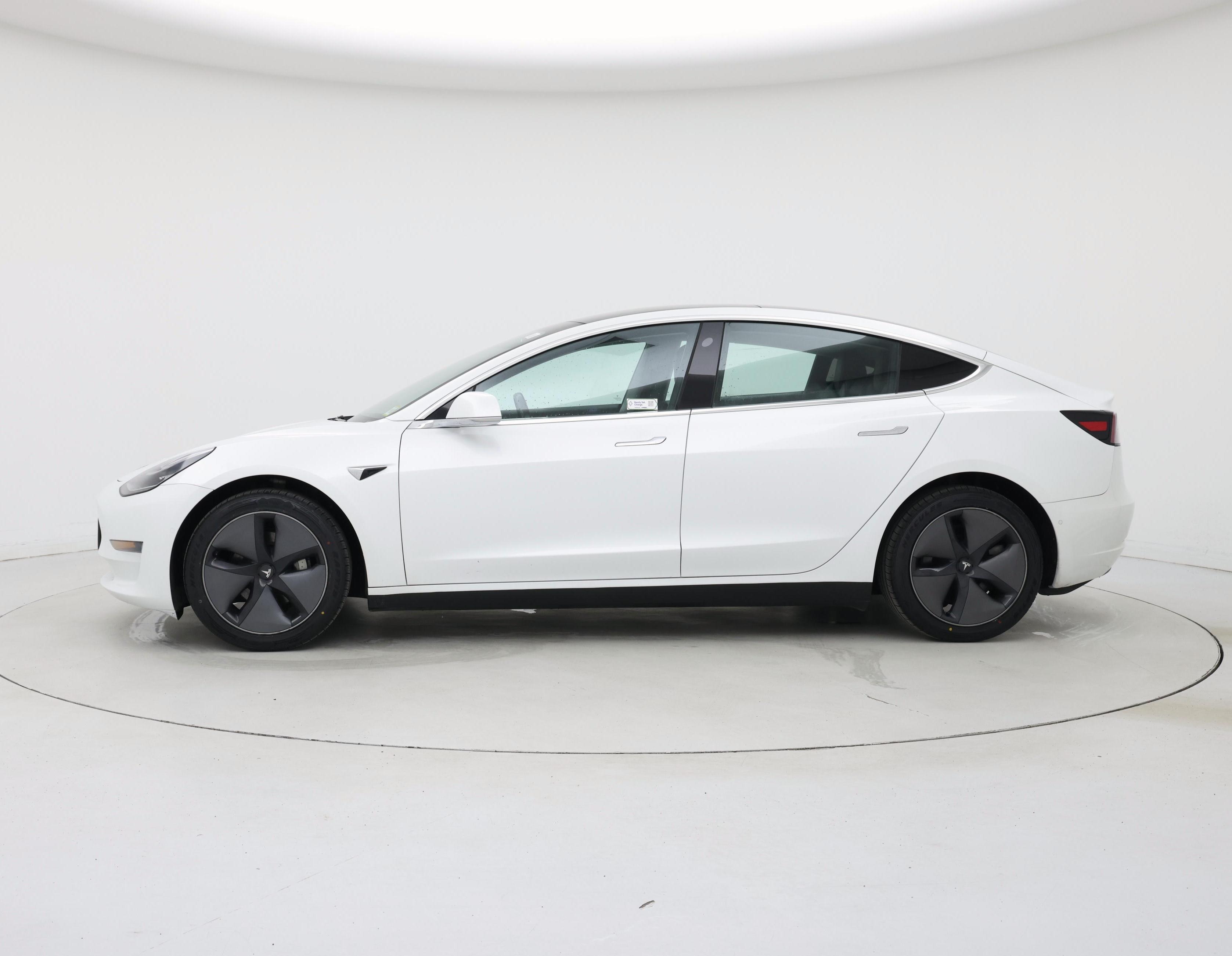 Thumbnail: 2019 Tesla Model 3 - 3