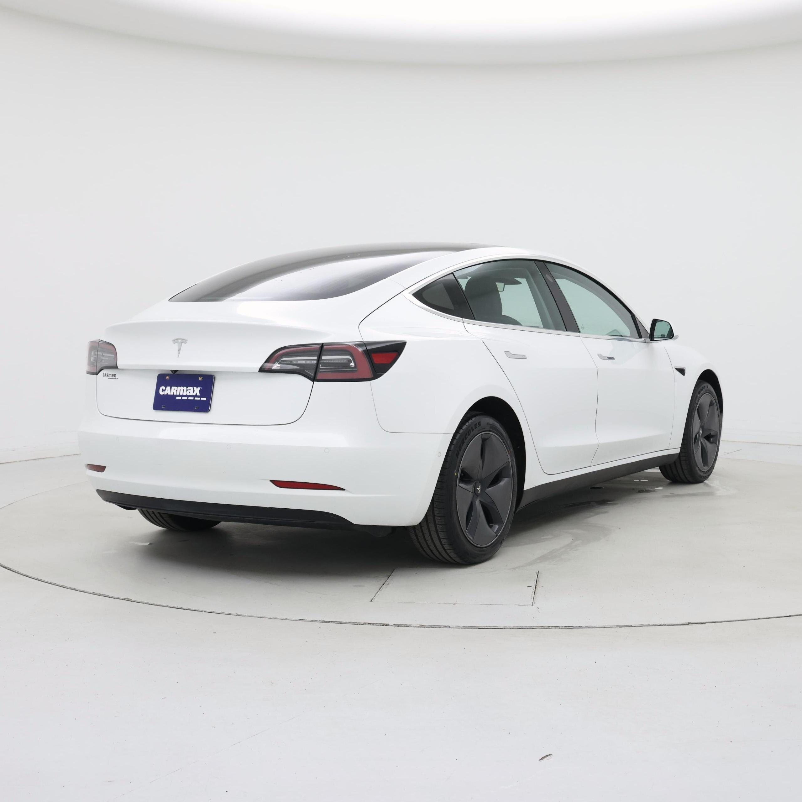 Thumbnail: 2019 Tesla Model 3 - 8