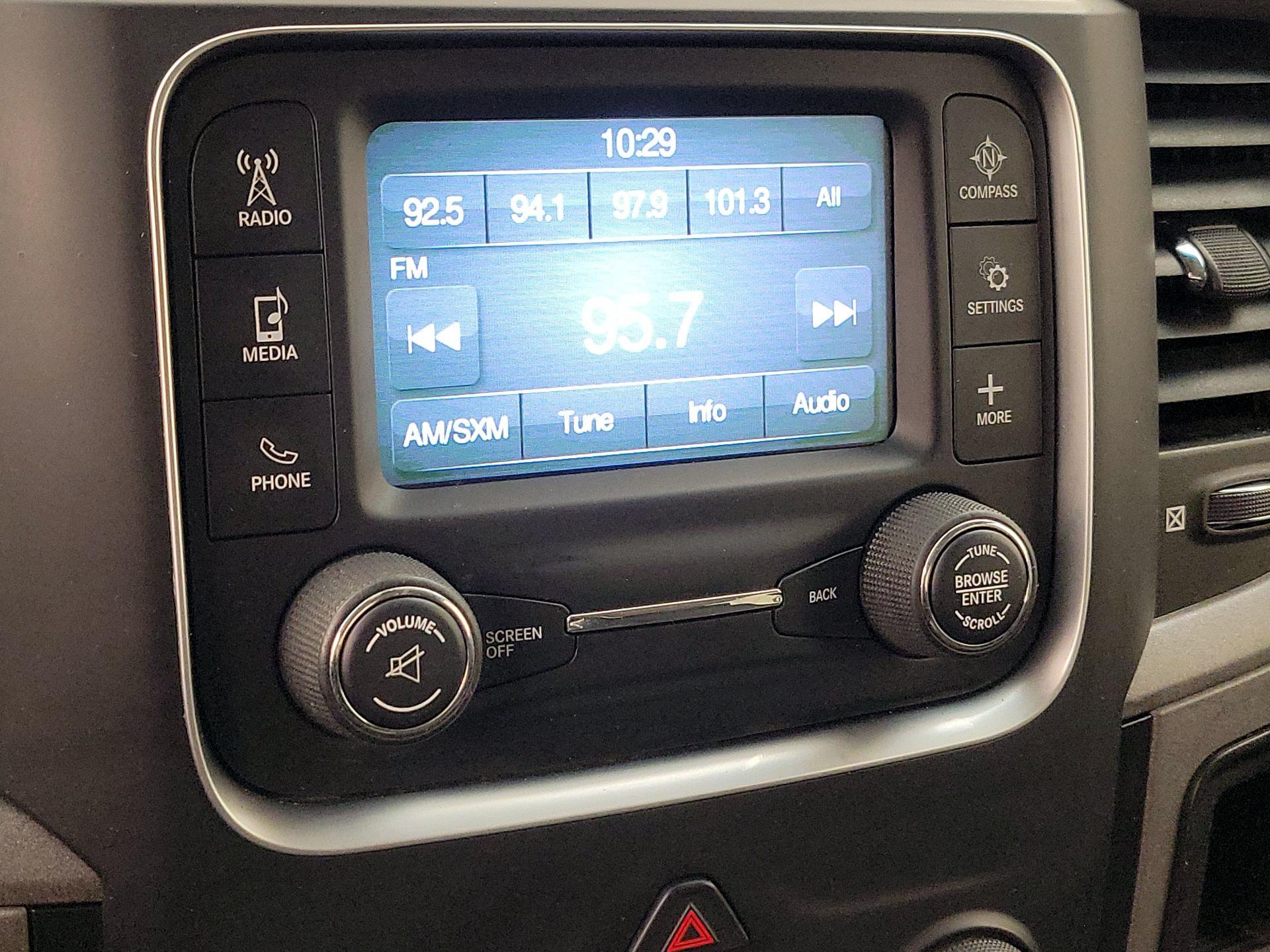 Thumbnail: 2019 RAM 1500 Classic - 15