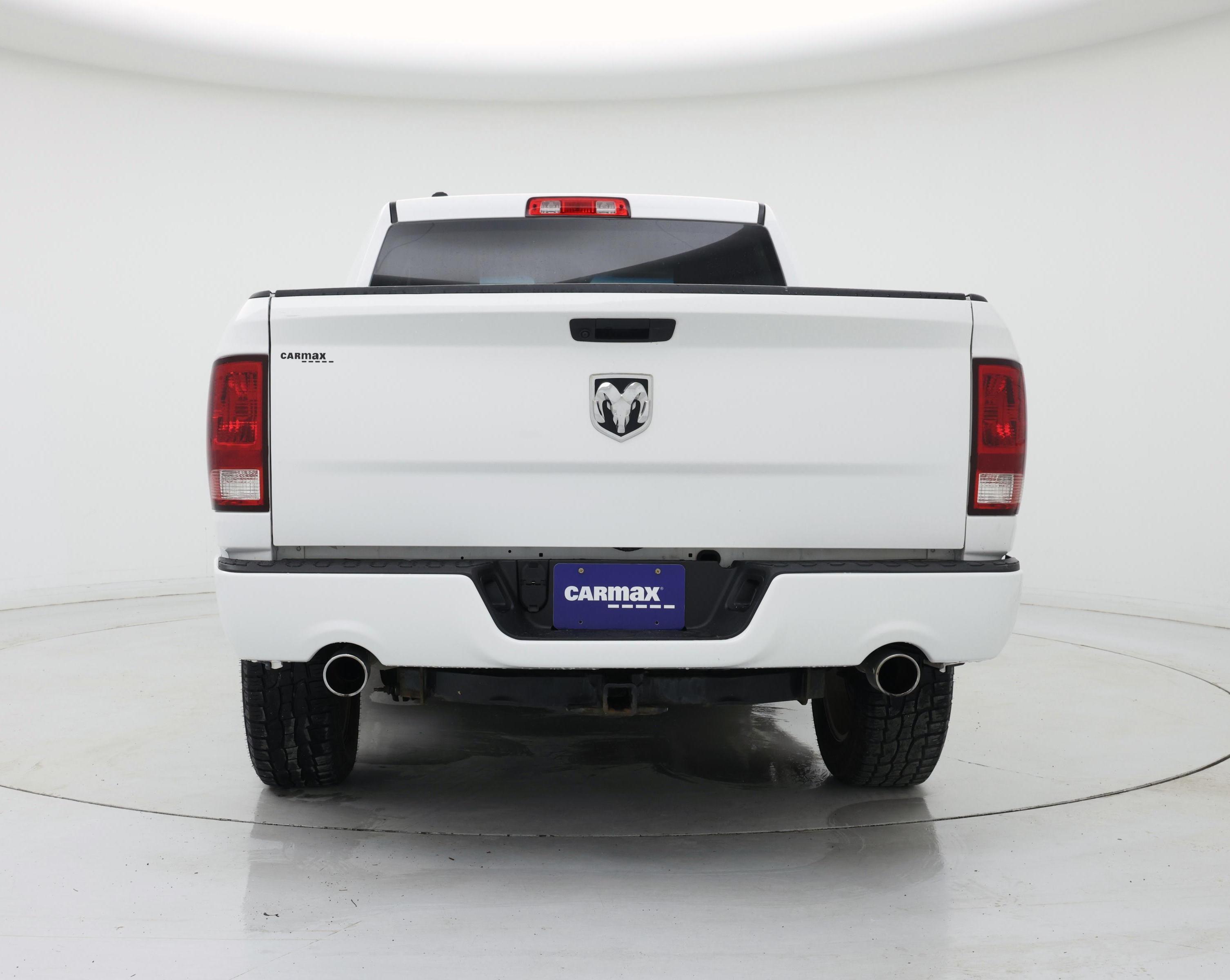 Thumbnail: 2019 RAM 1500 Classic - 6