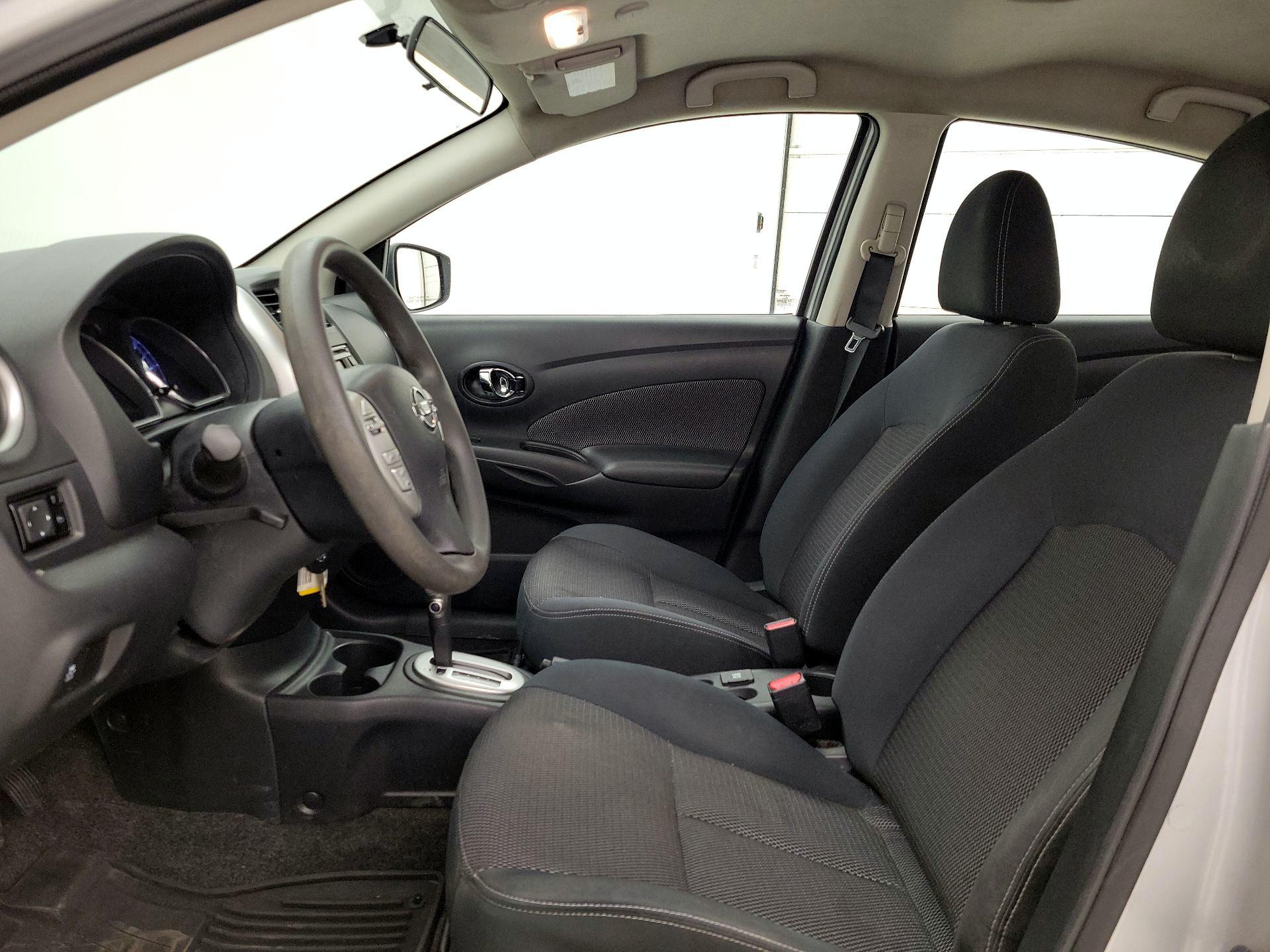 Thumbnail: 2016 Nissan Versa - 11