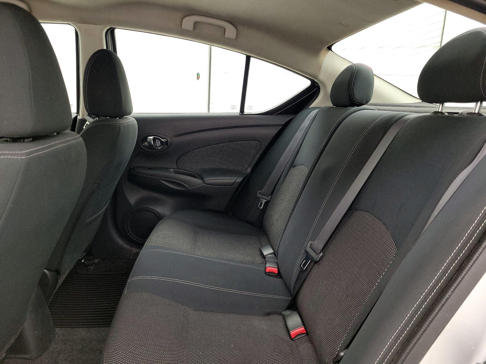 Thumbnail: 2016 Nissan Versa - 18