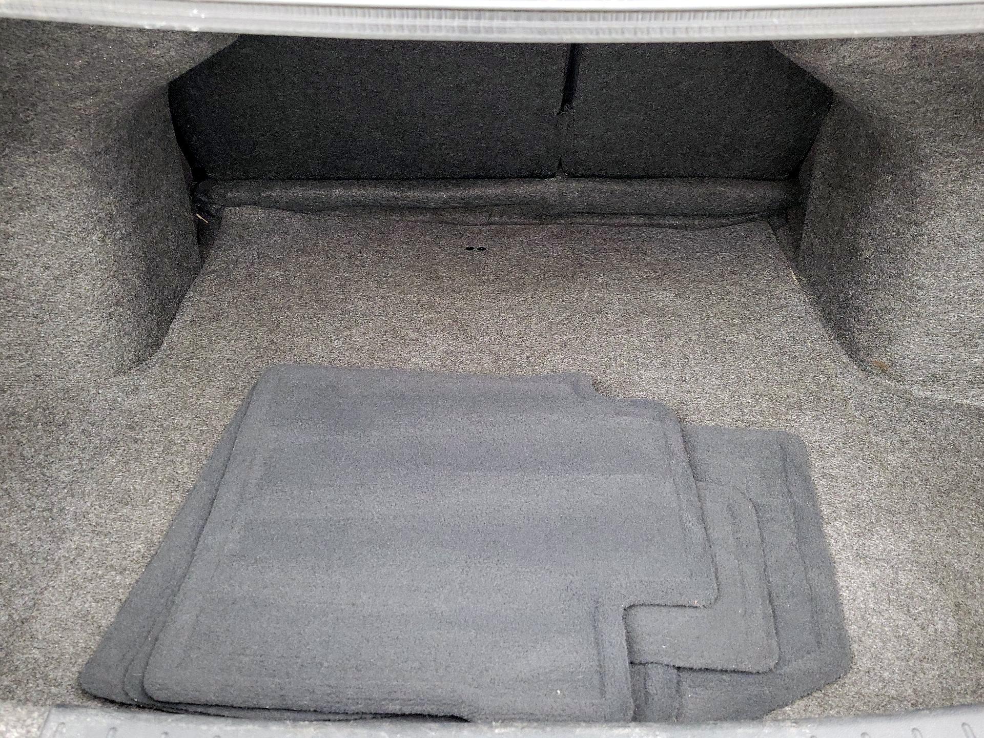 Thumbnail: 2016 Nissan Versa - 19