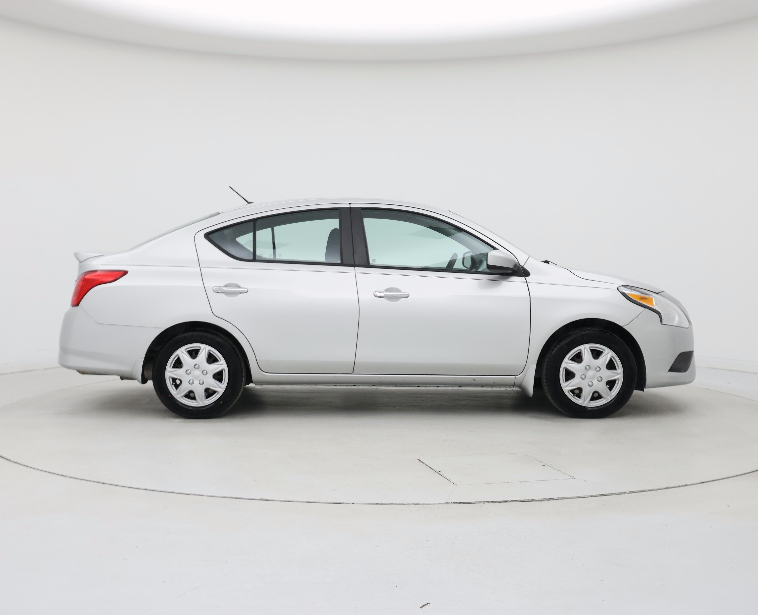Thumbnail: 2016 Nissan Versa - 7