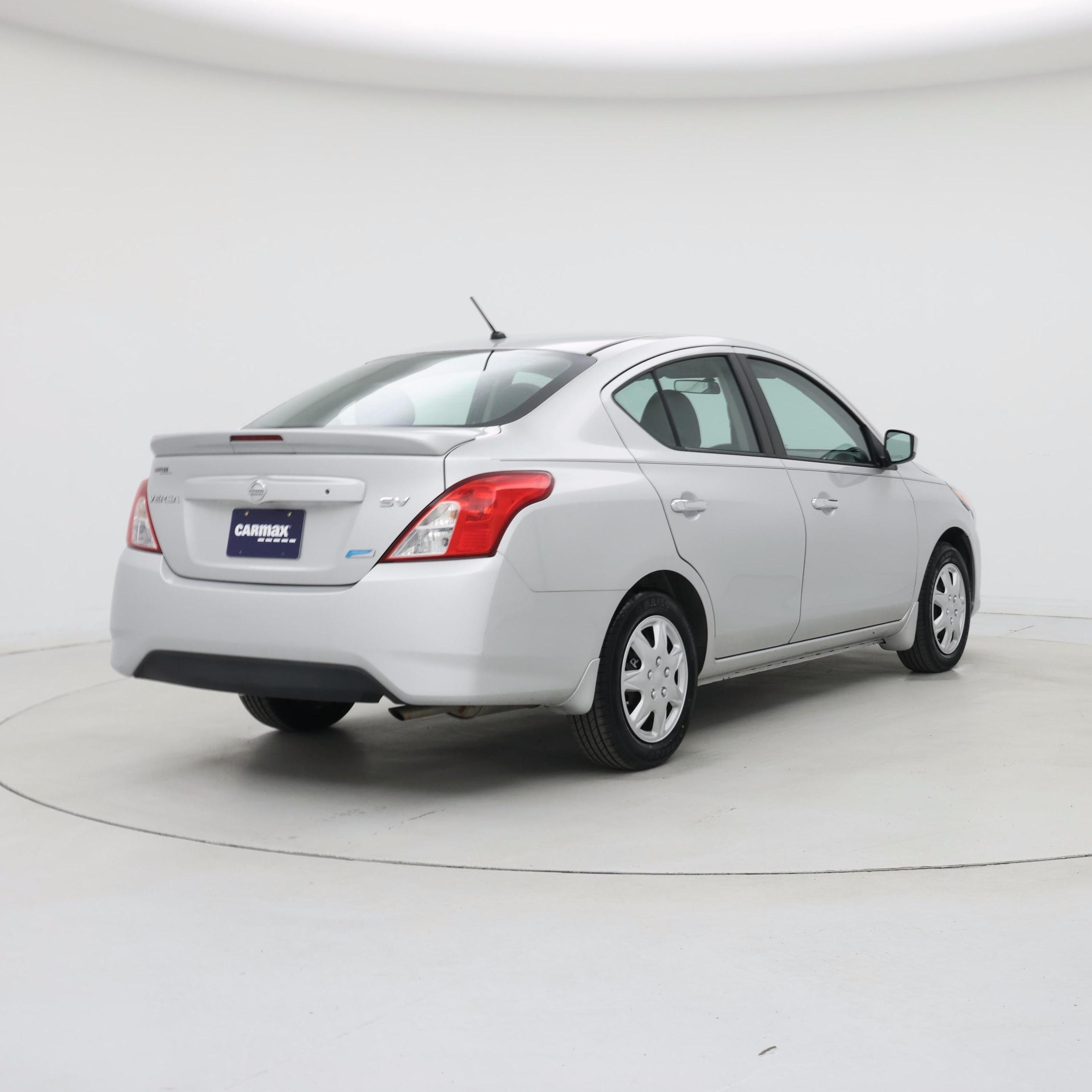 Thumbnail: 2016 Nissan Versa - 8