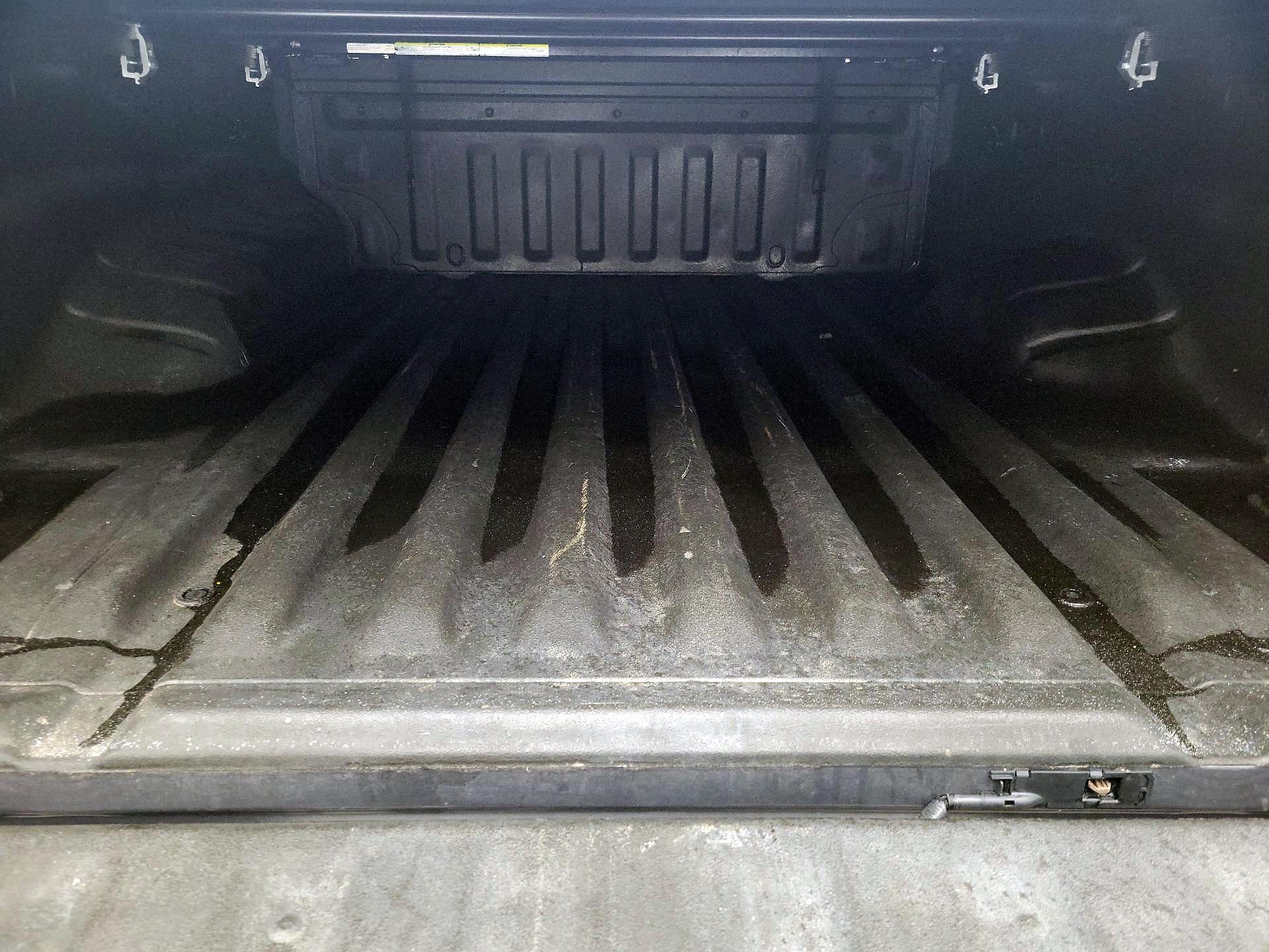 Thumbnail: 2023 Nissan Frontier - 20