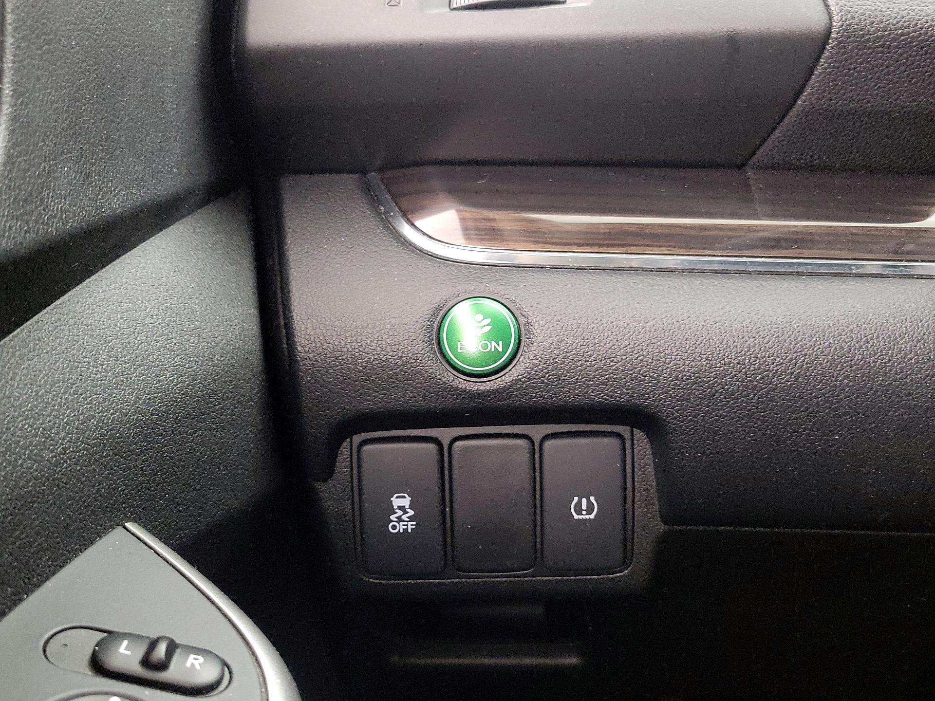 Thumbnail: 2016 Honda CR-V - 13