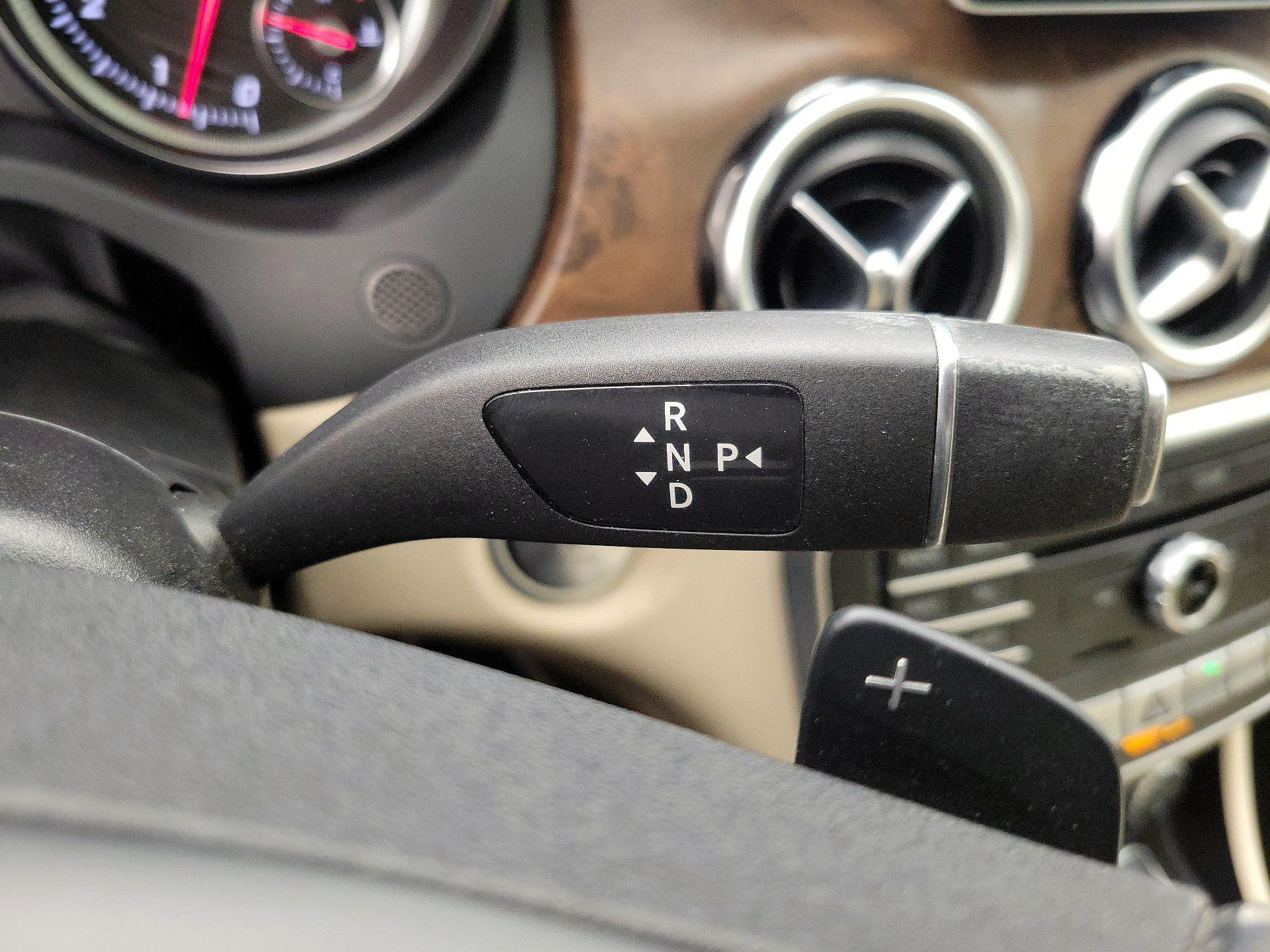 Thumbnail: 2019 Mercedes-Benz GLA - 17