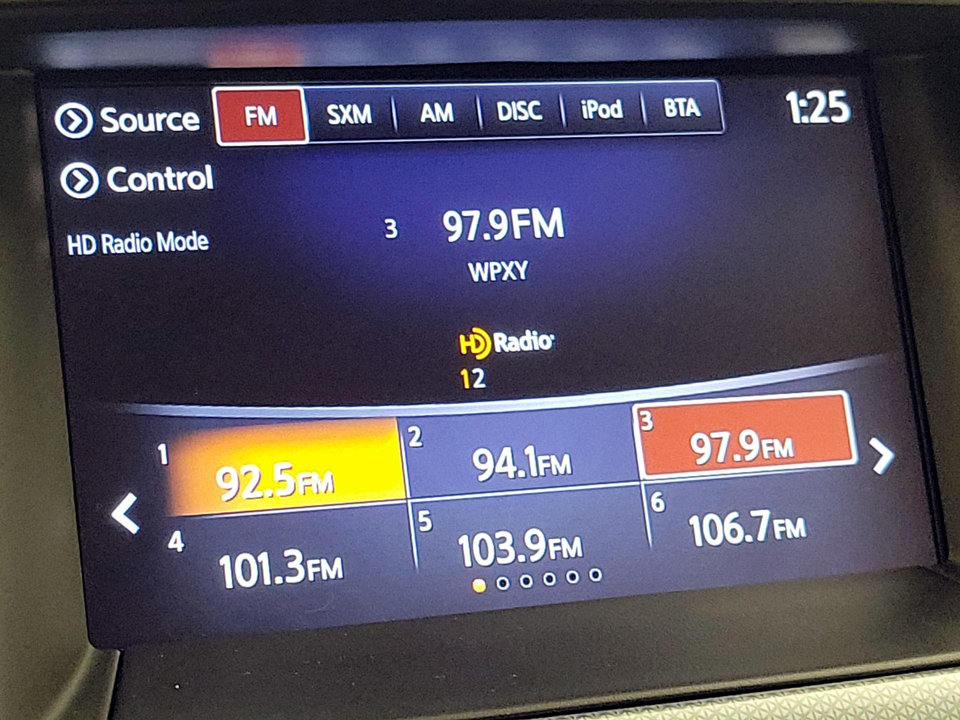 Thumbnail: 2018 Nissan Pathfinder - 16