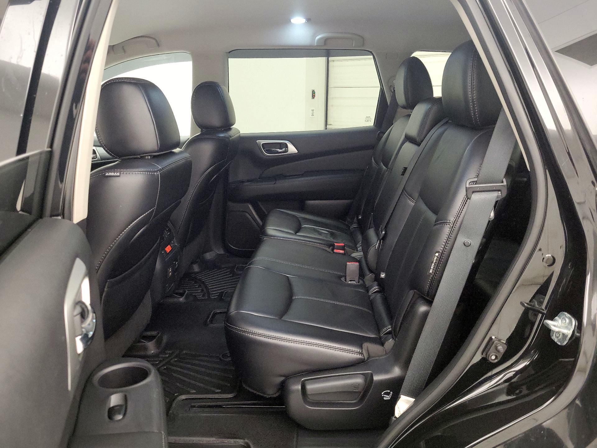 Thumbnail: 2018 Nissan Pathfinder - 20