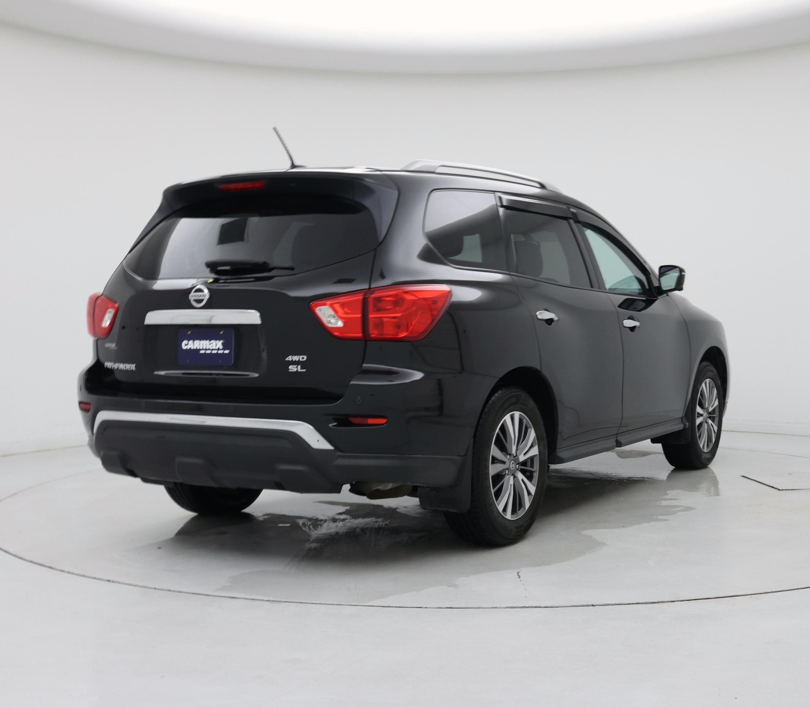 Thumbnail: 2018 Nissan Pathfinder - 8