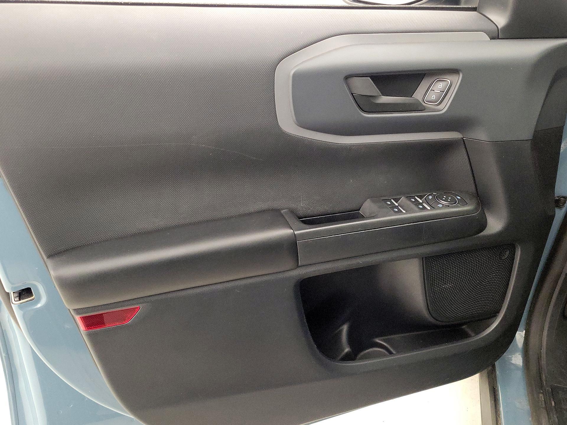 Thumbnail: 2021 Ford Bronco Sport - 12