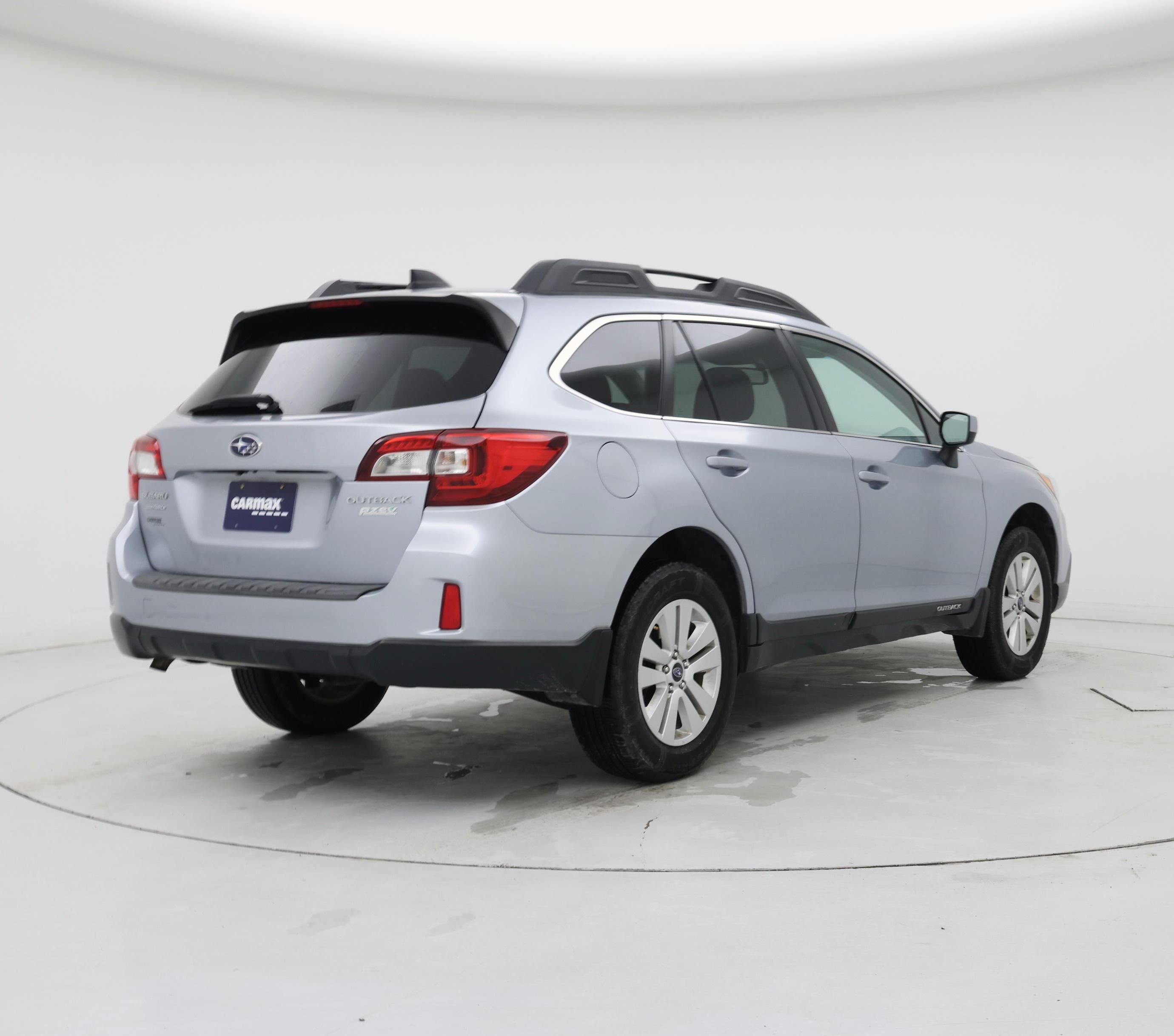 Thumbnail: 2016 Subaru Outback - 8