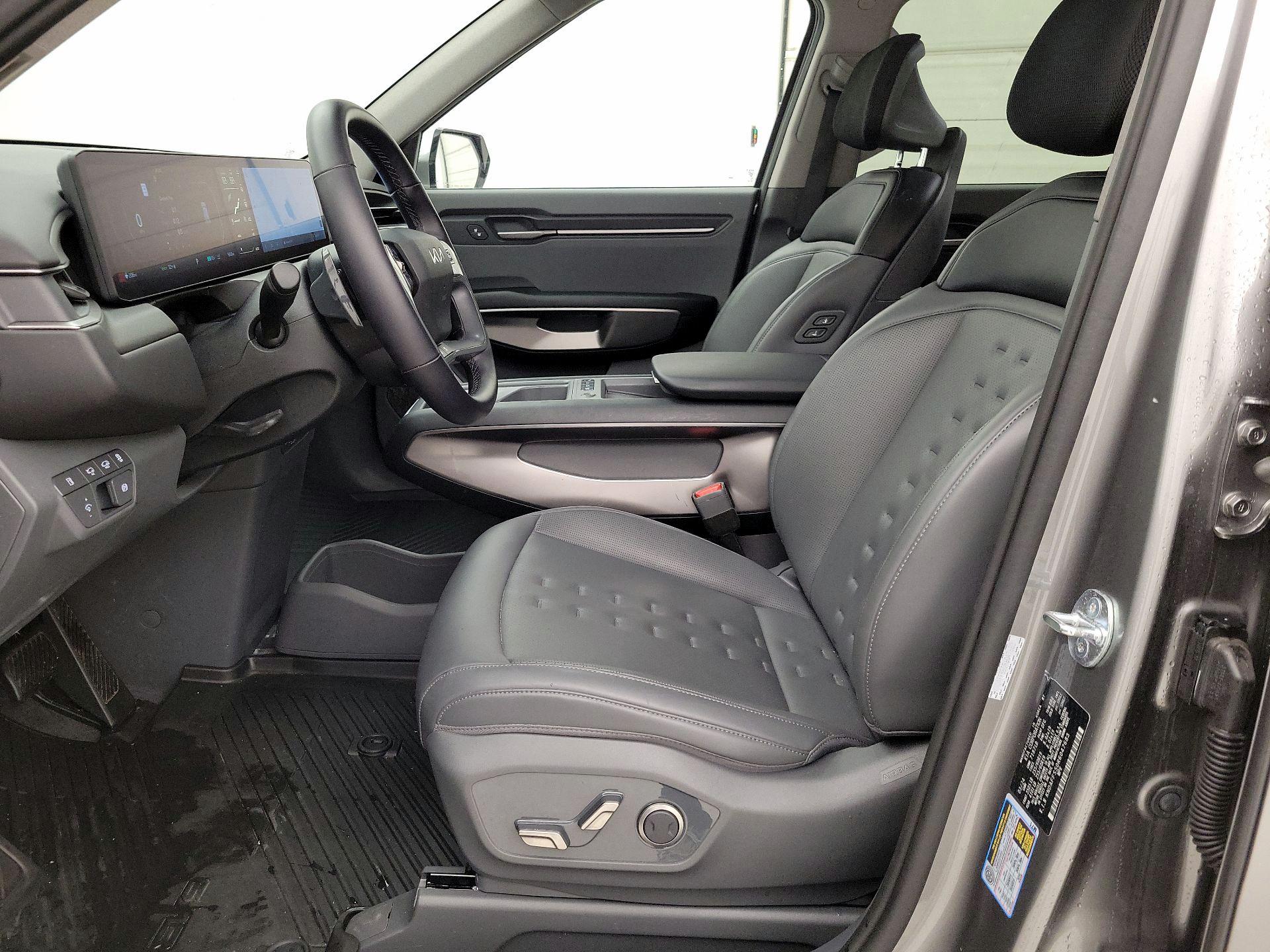 Thumbnail: 2024 Kia EV9 - 11