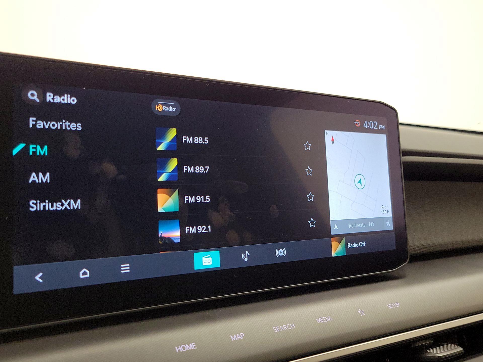 Thumbnail: 2024 Kia EV9 - 16