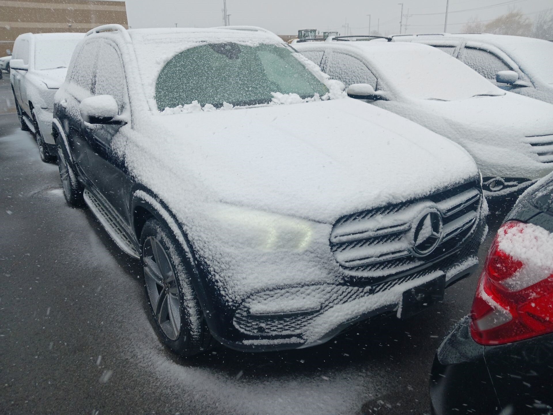 Thumbnail: 2020 Mercedes-Benz GLE - 1