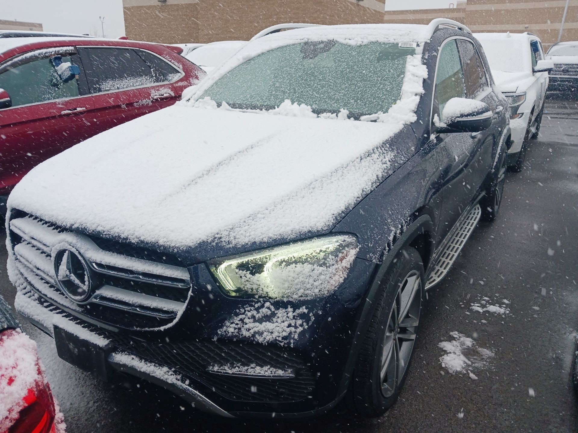 Thumbnail: 2020 Mercedes-Benz GLE - 2