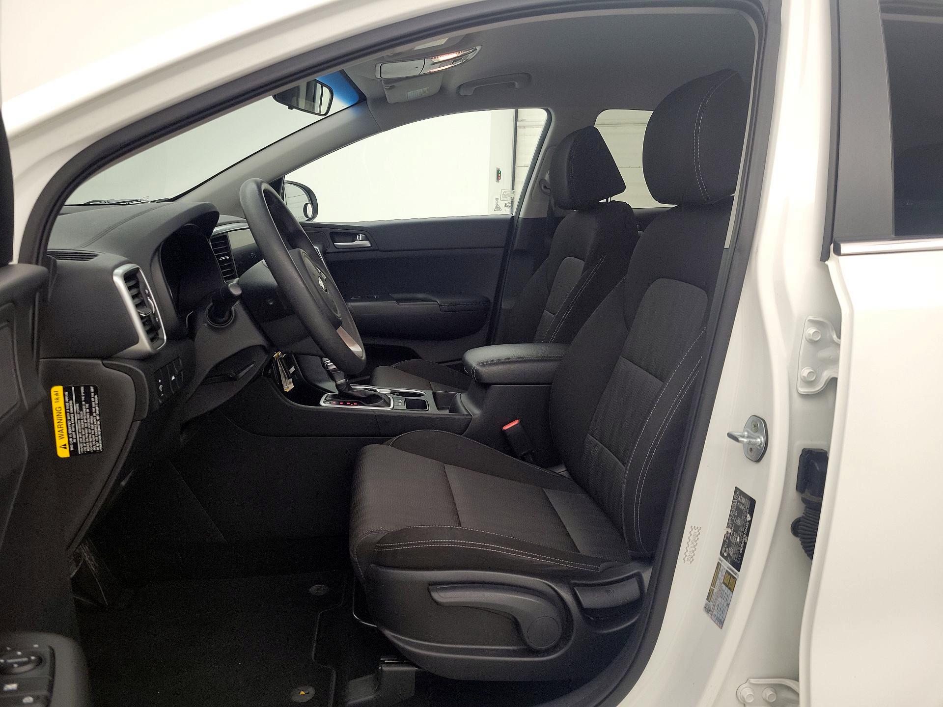 Thumbnail: 2020 Kia Sportage - 11