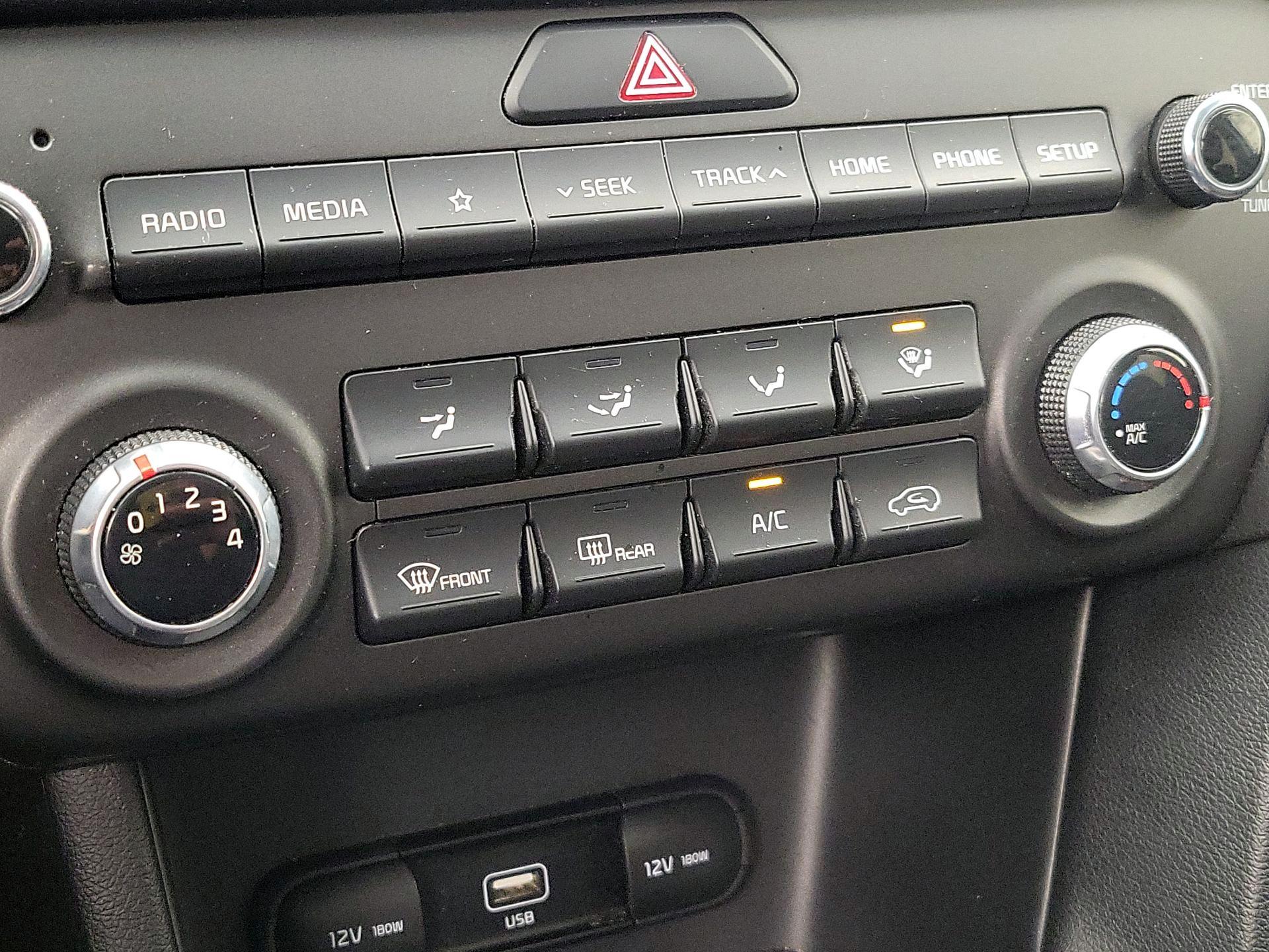 Thumbnail: 2020 Kia Sportage - 16