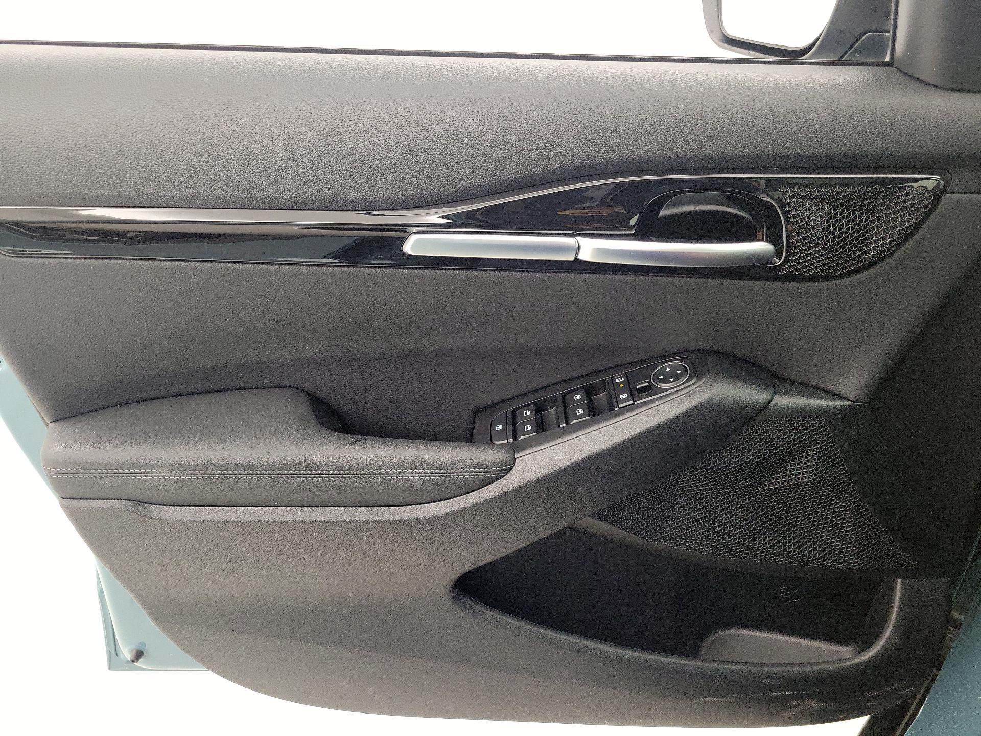 Thumbnail: 2025 Kia Seltos - 12