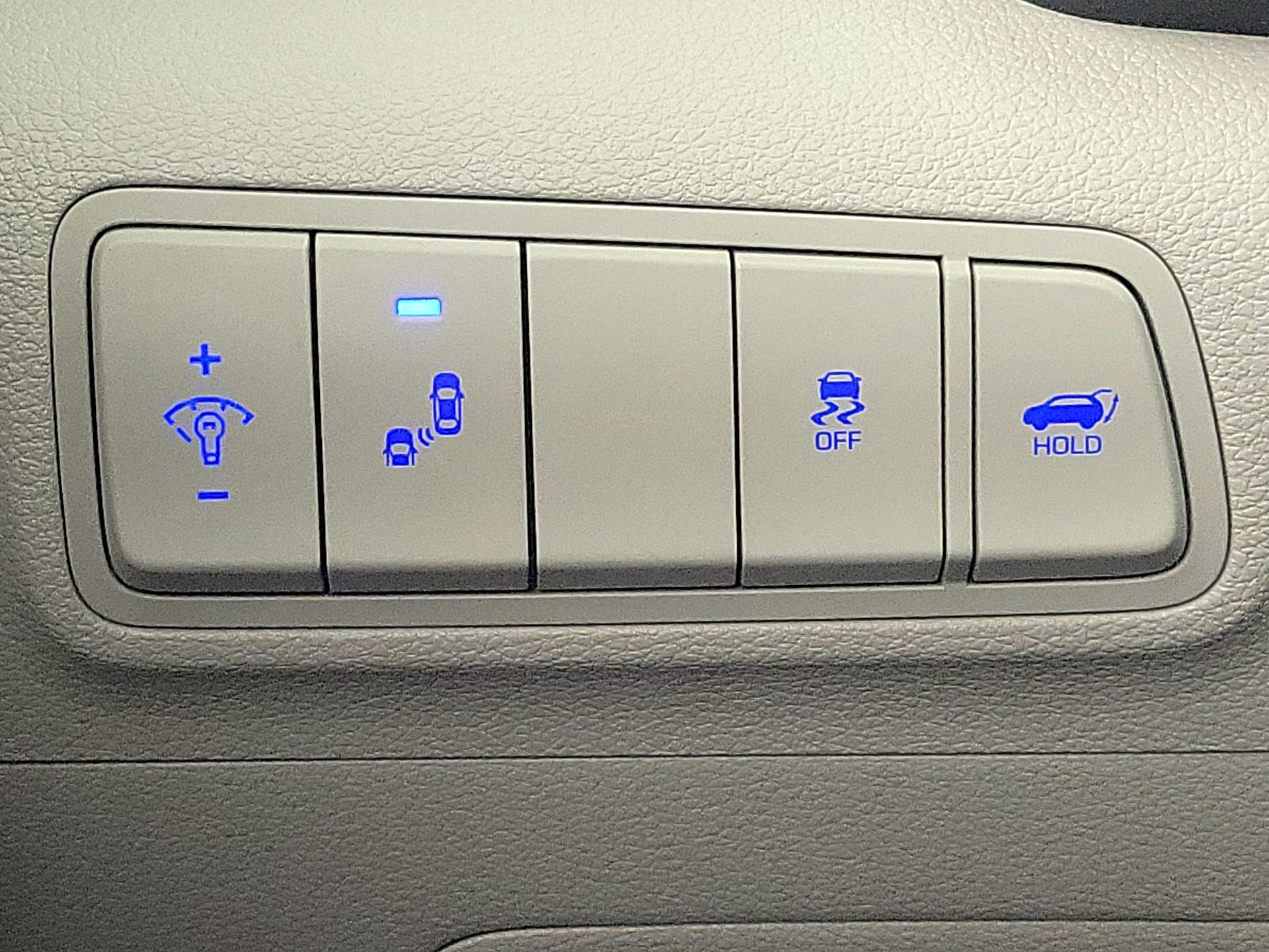 Thumbnail: 2018 Hyundai Tucson - 13