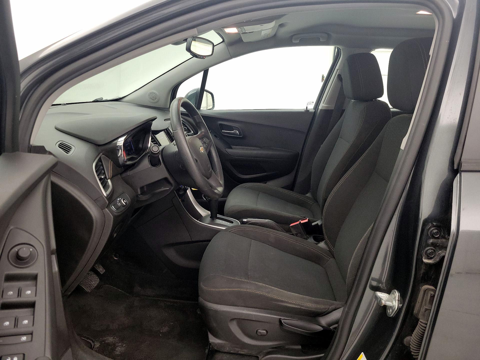 Thumbnail: 2019 Chevrolet Trax - 11