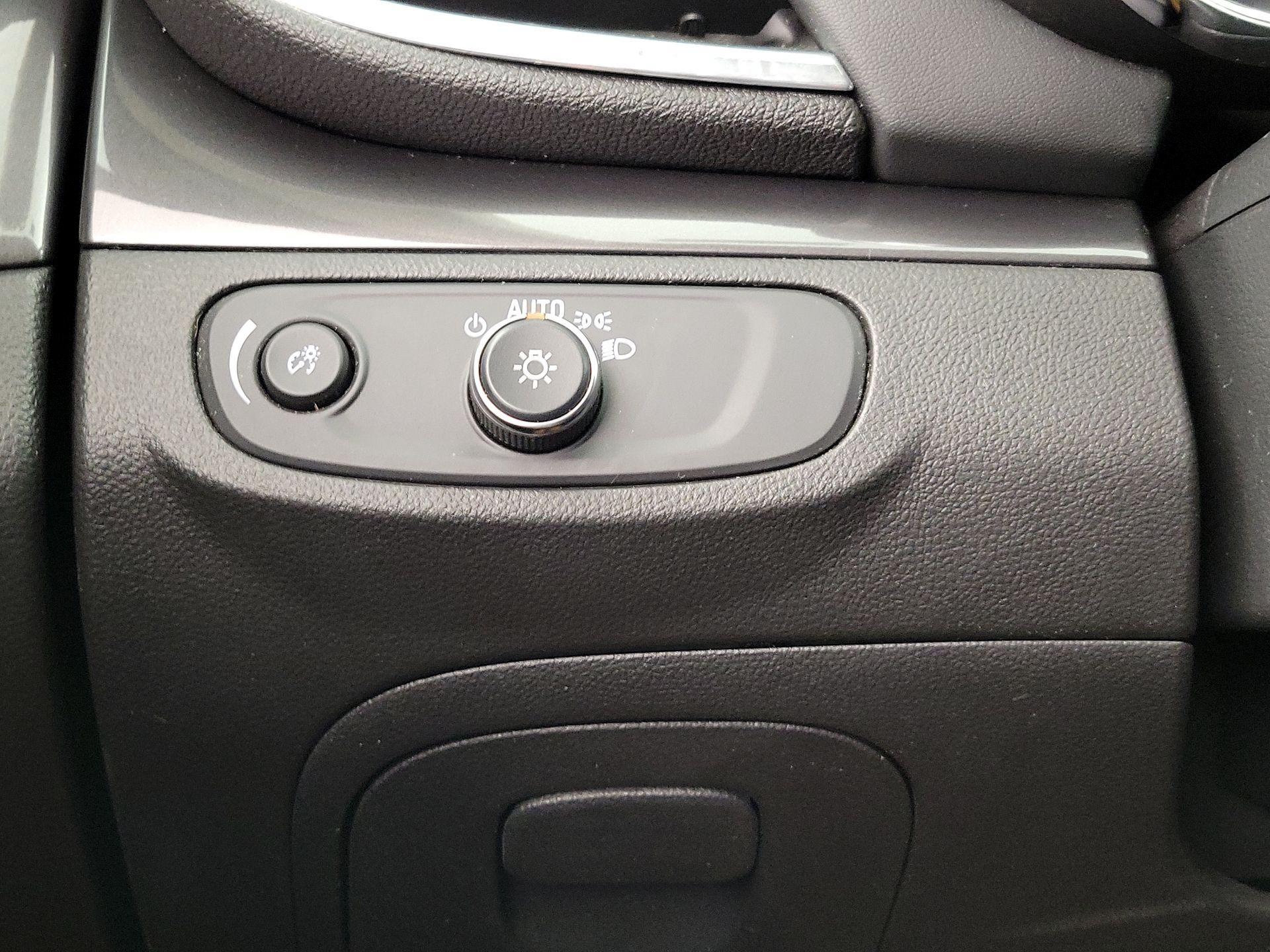 Thumbnail: 2019 Buick Encore - 13