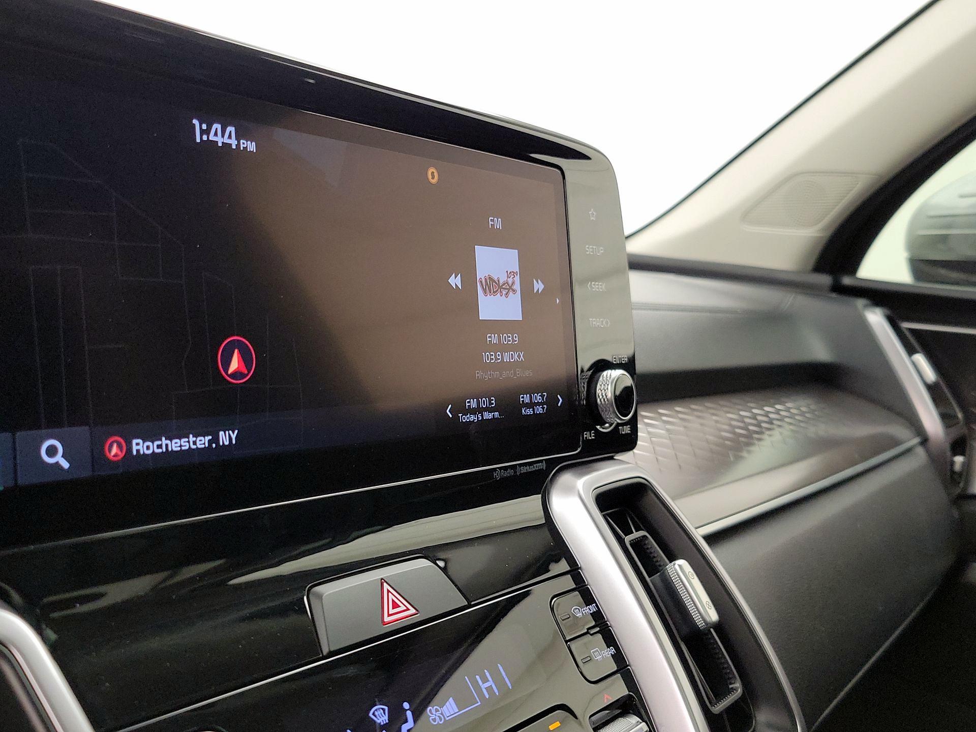 Thumbnail: 2022 Kia Sorento - 14