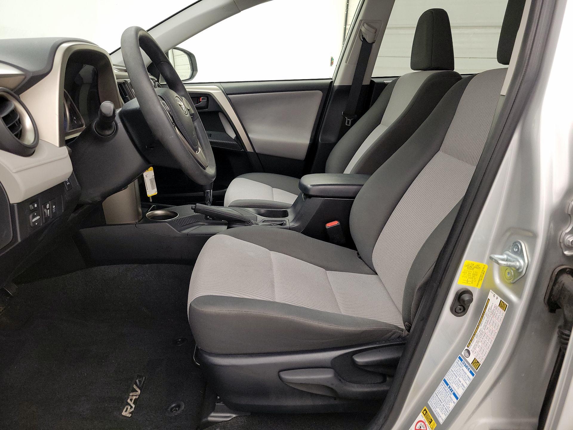 Thumbnail: 2014 Toyota RAV4 - 11