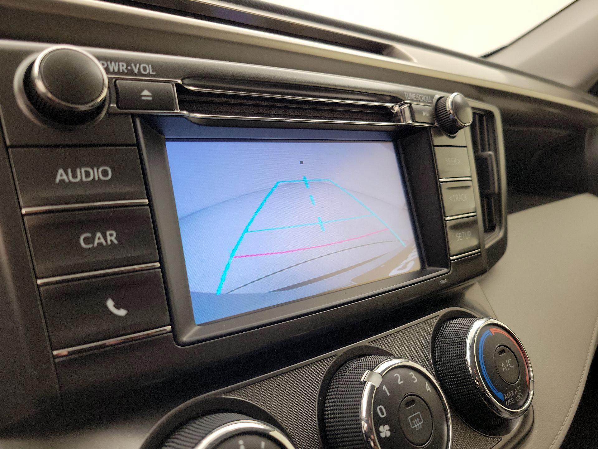 Thumbnail: 2014 Toyota RAV4 - 14