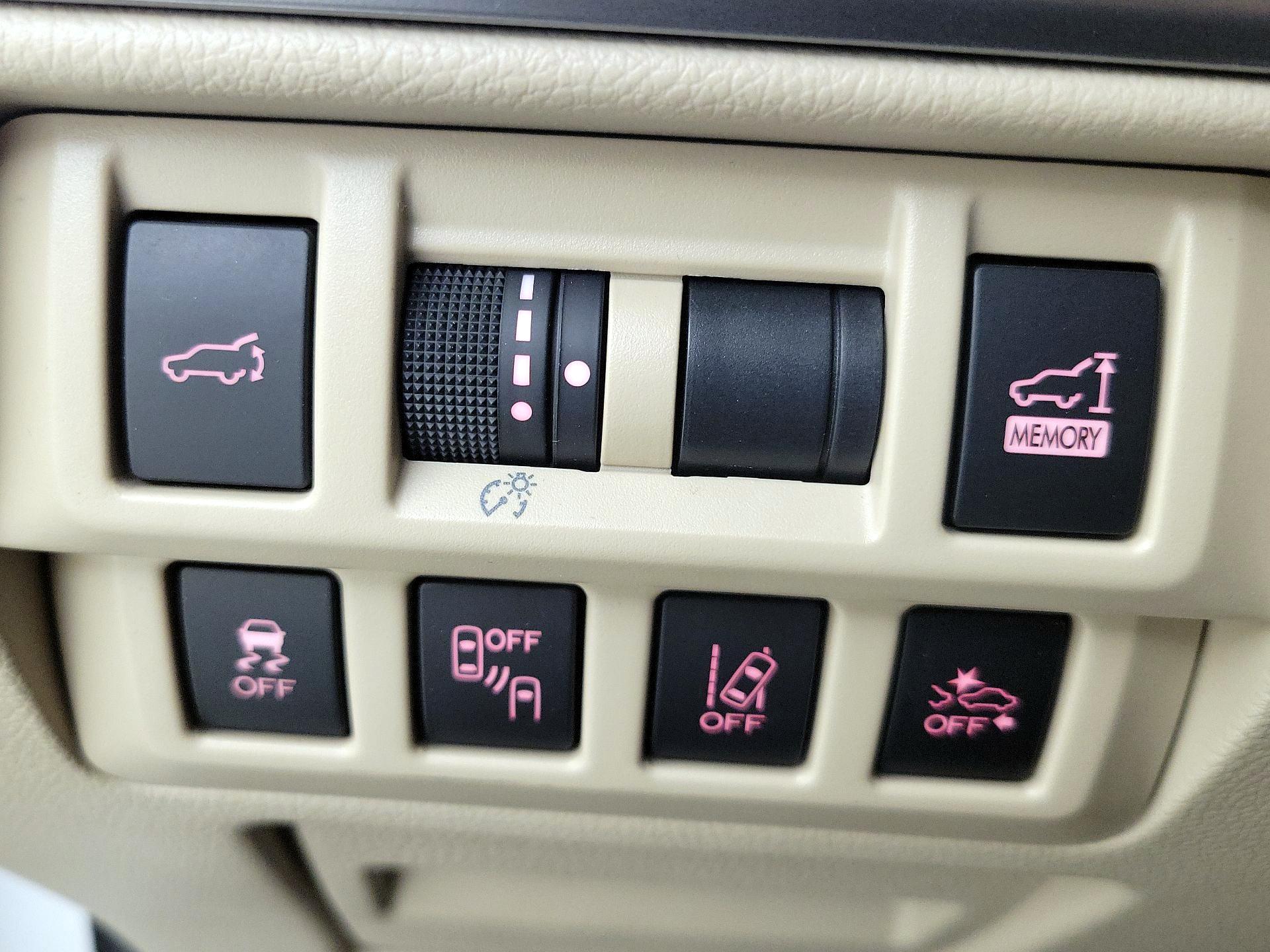 Thumbnail: 2018 Subaru Outback - 13