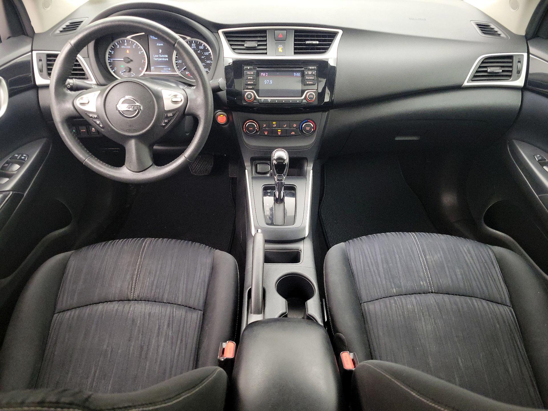 Thumbnail: 2017 Nissan Sentra - 9