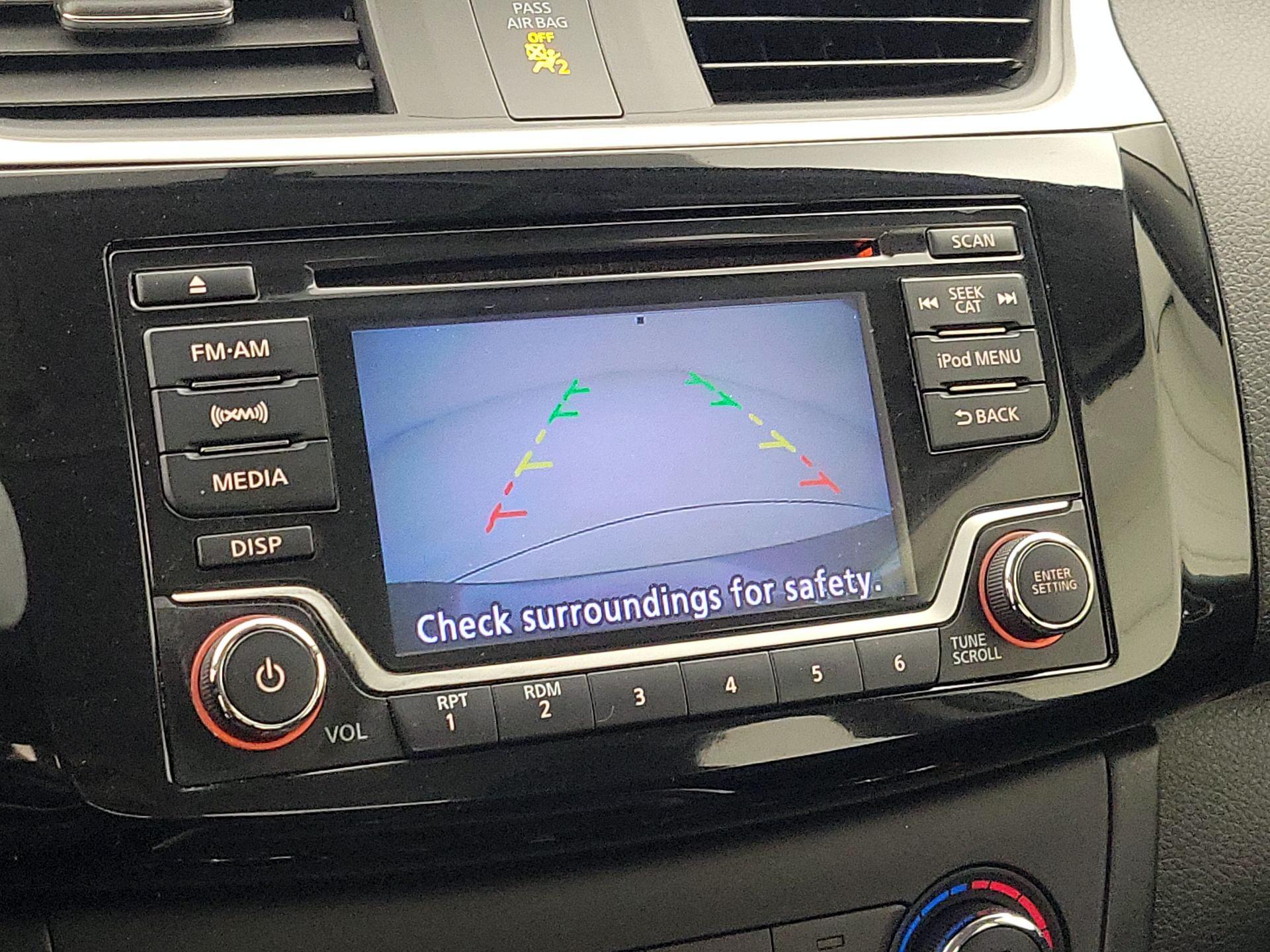 Thumbnail: 2017 Nissan Sentra - 14