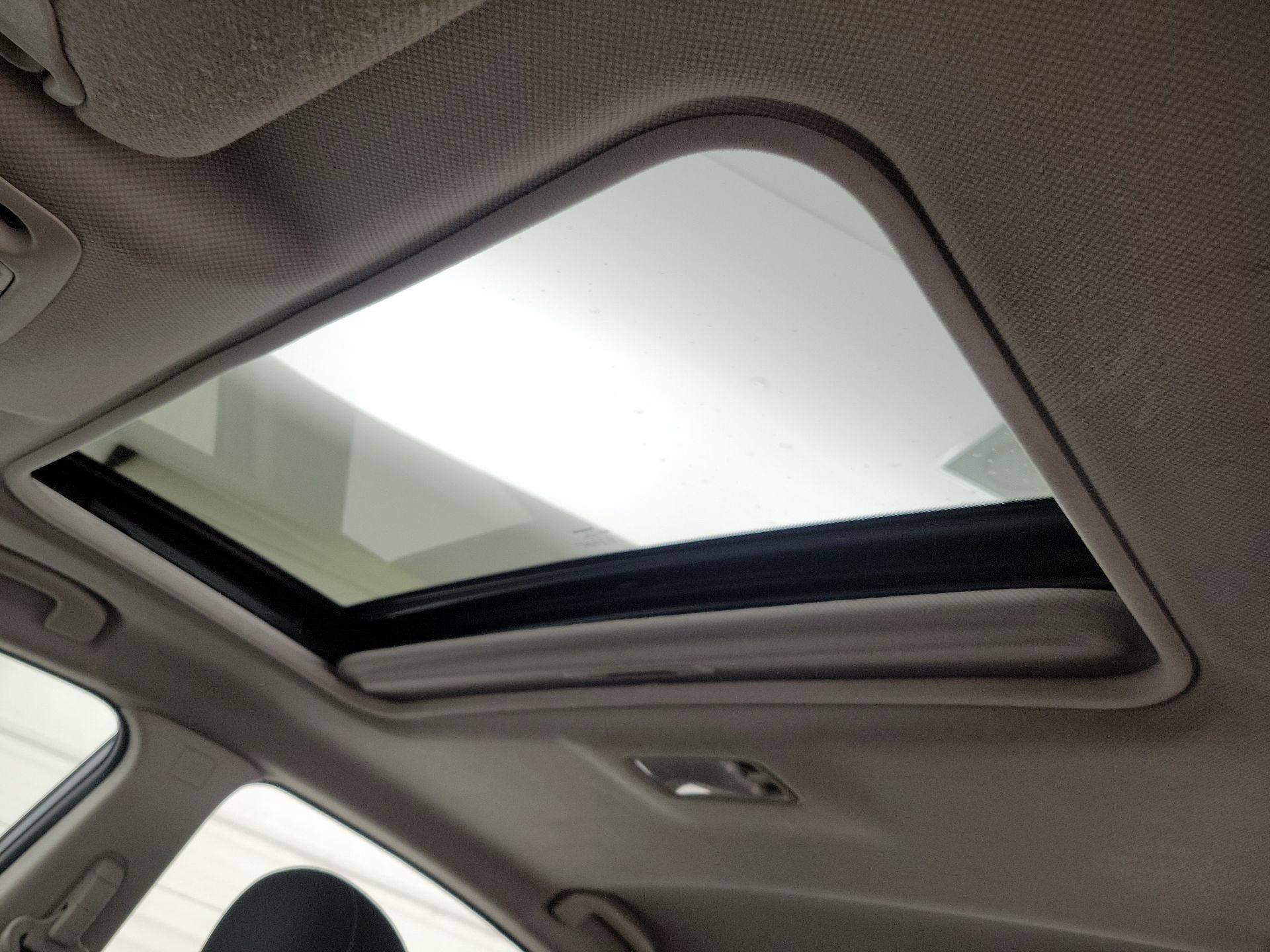 Thumbnail: 2017 Nissan Sentra - 19