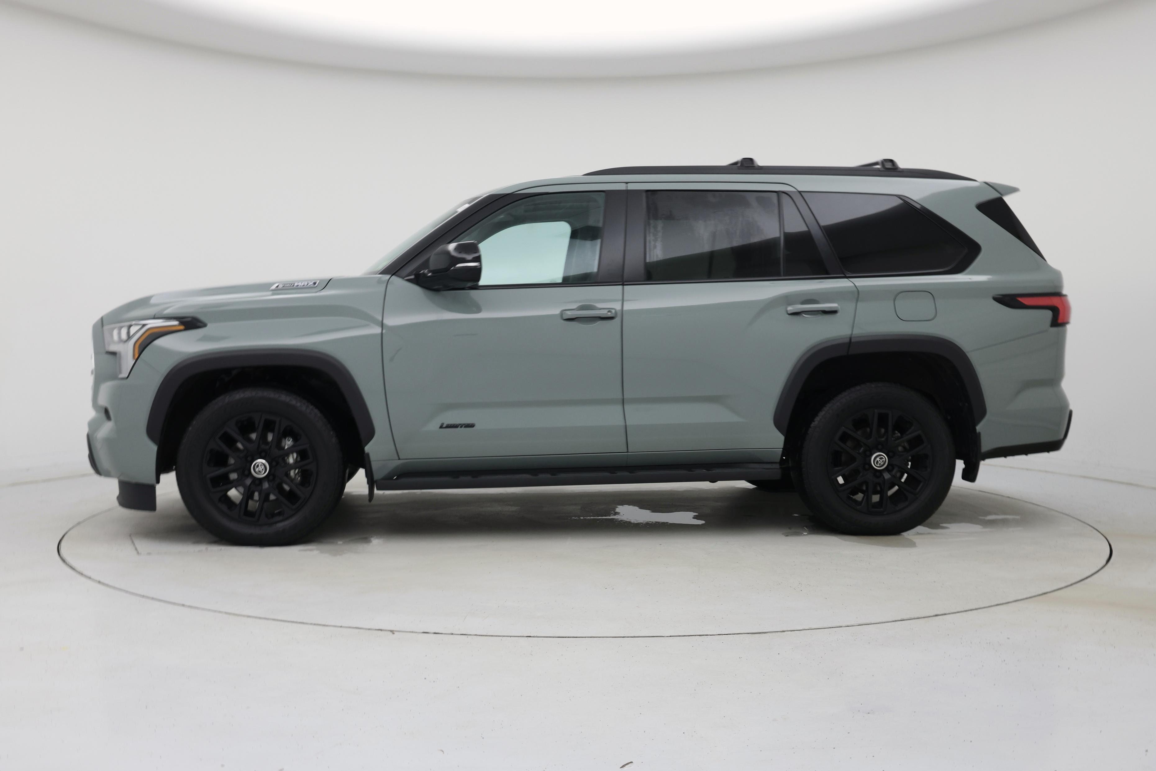 Thumbnail: 2024 Toyota Sequoia - 3