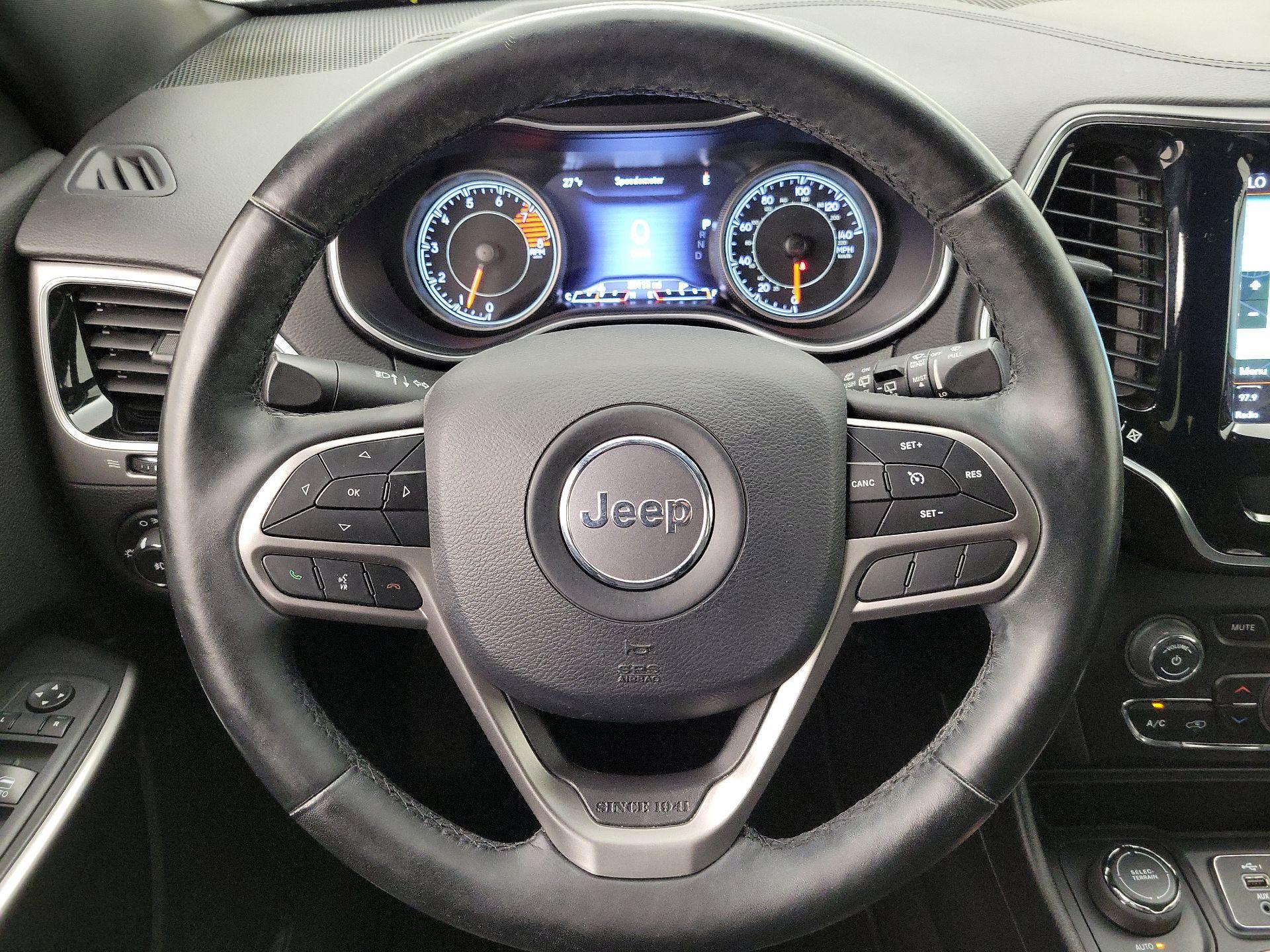 Thumbnail: 2019 Jeep Cherokee - 10