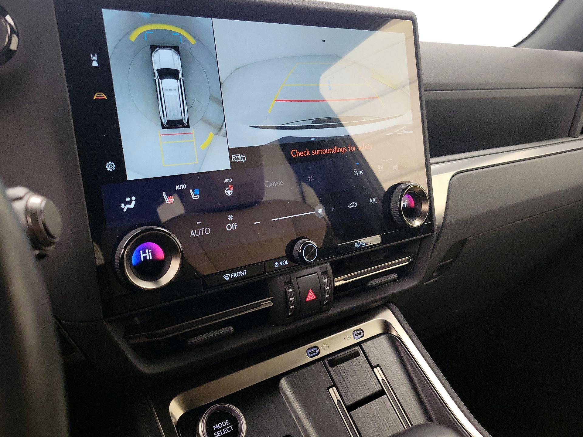 Thumbnail: 2024 Lexus GX - 15