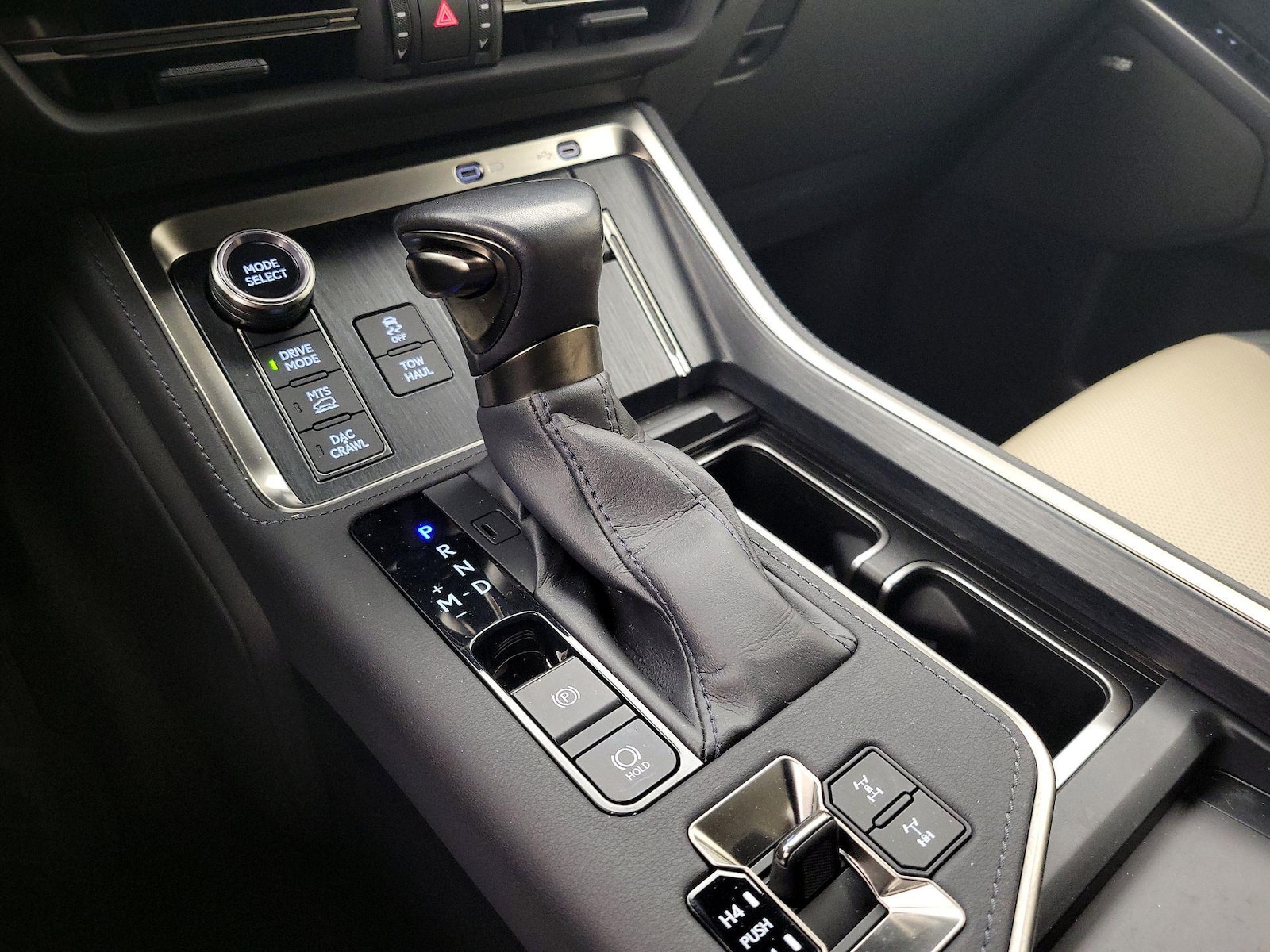 2024 Lexus GX Overtrail - Photo 19
