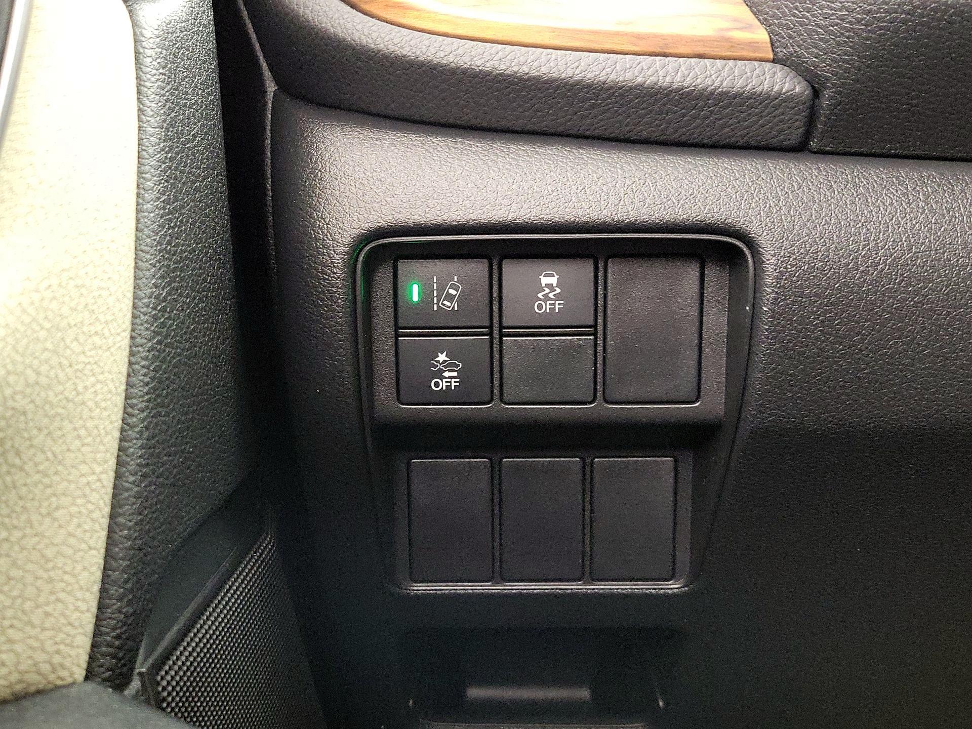 Thumbnail: 2019 Honda CR-V - 13