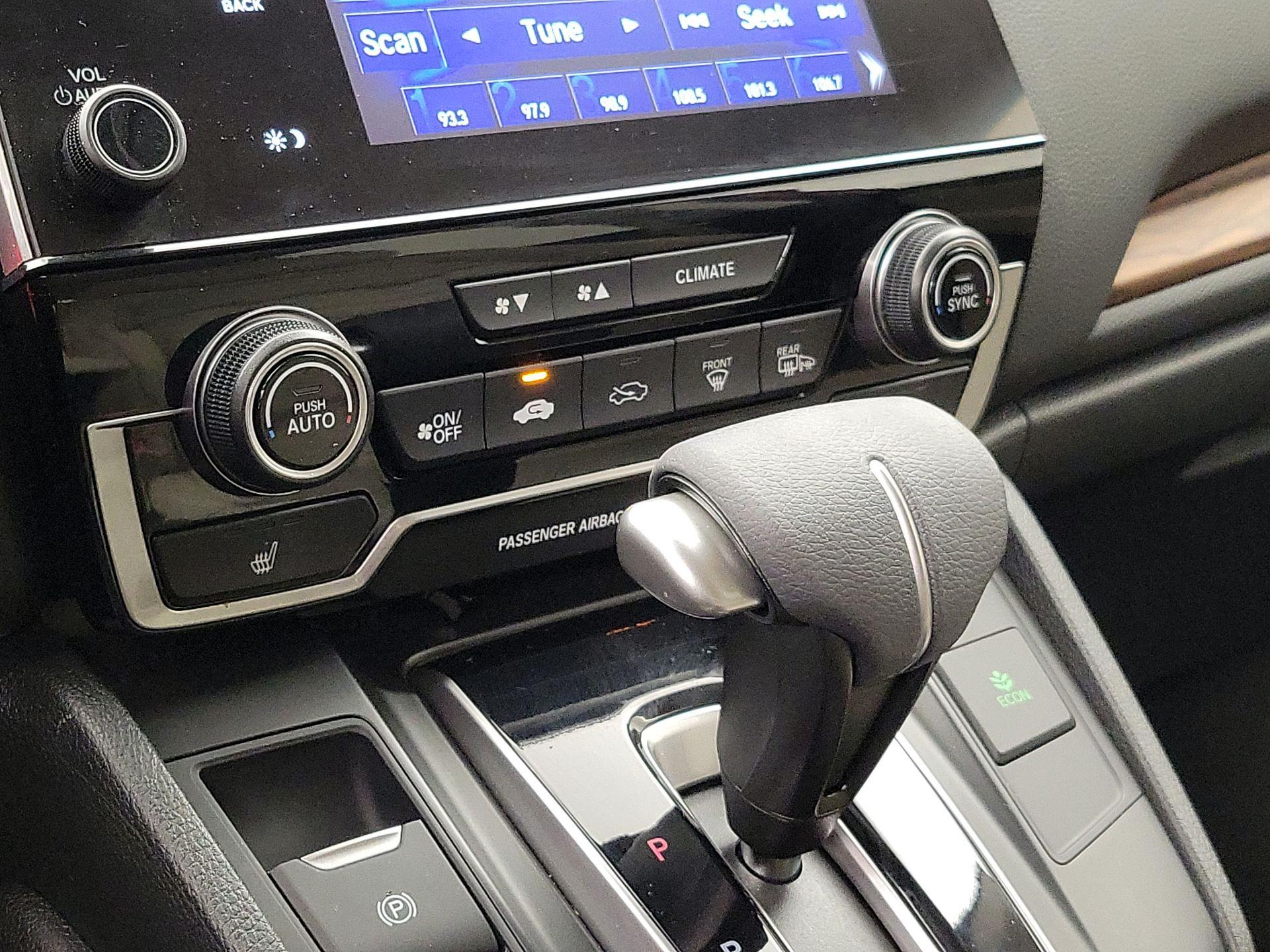 Thumbnail: 2019 Honda CR-V - 16