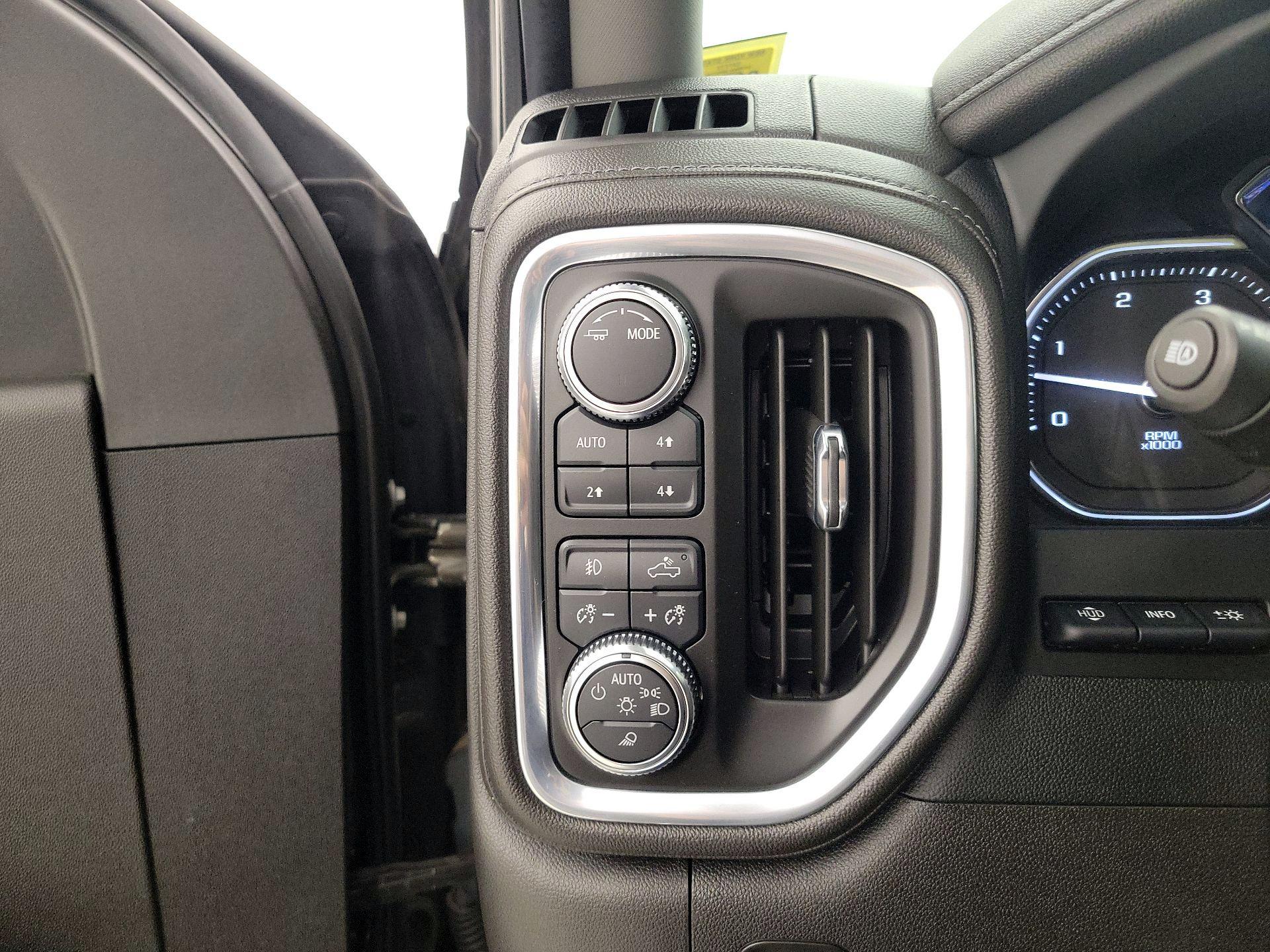 Thumbnail: 2022 GMC Sierra 3500 - 13