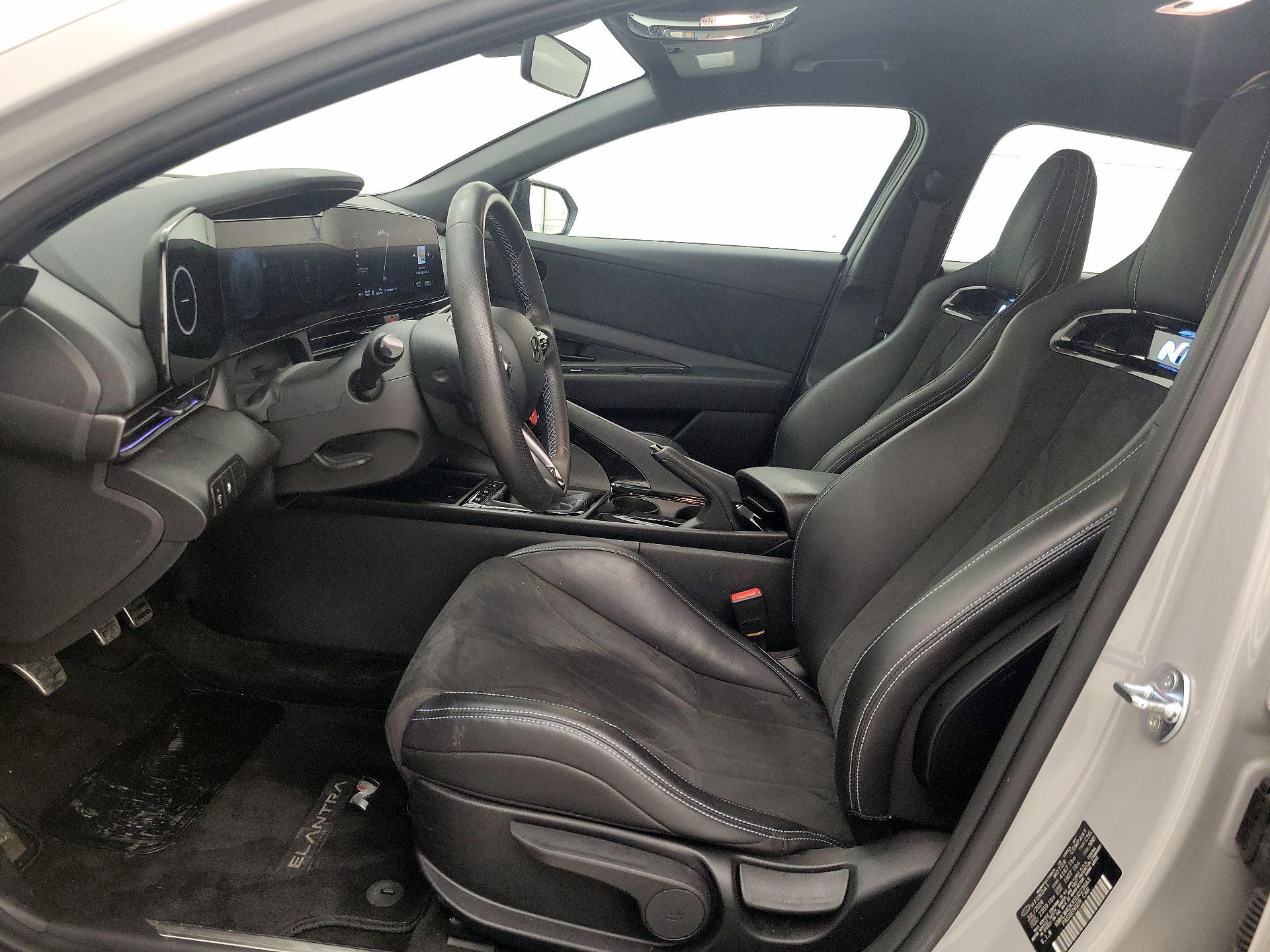 Thumbnail: 2025 Hyundai Elantra - 11